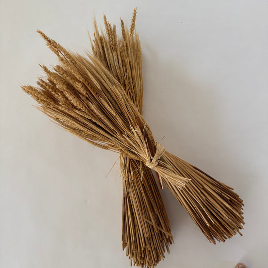 OB086 SET OF TWO WHEAT SHEAVES