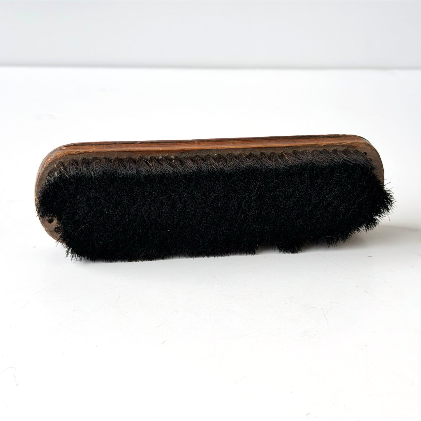 OB118 ANTIQUE WOODEN SHOE SHINE BRUSH