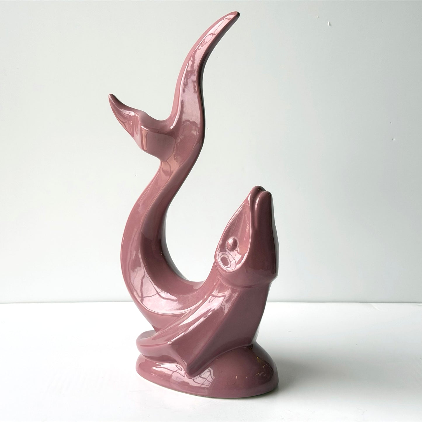 OB120 MAUVE PINK FLYING FISH