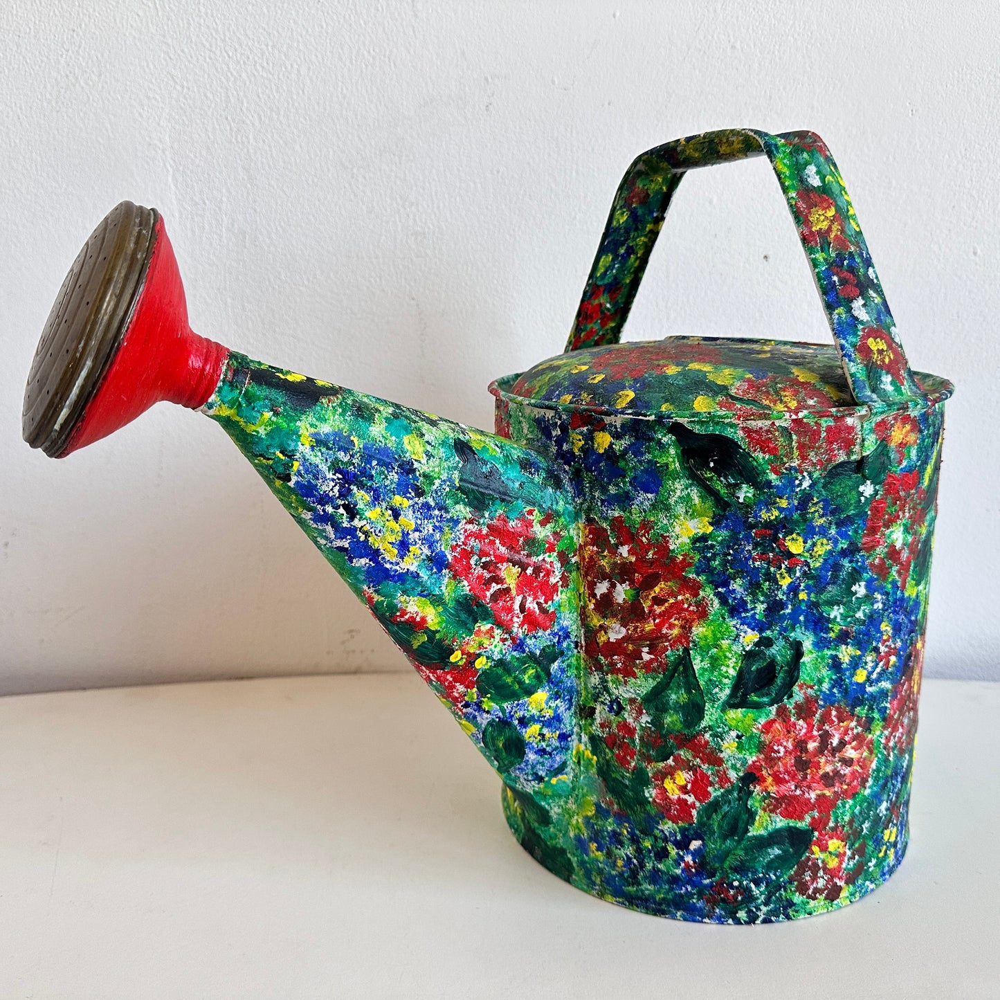 OD001 HAND PAINTED WATERING CAN