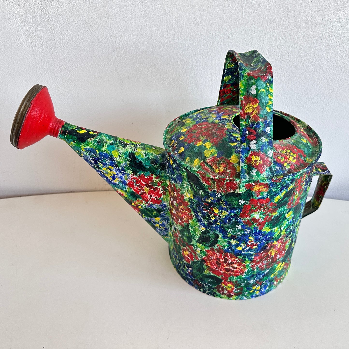 OD001 HAND PAINTED WATERING CAN
