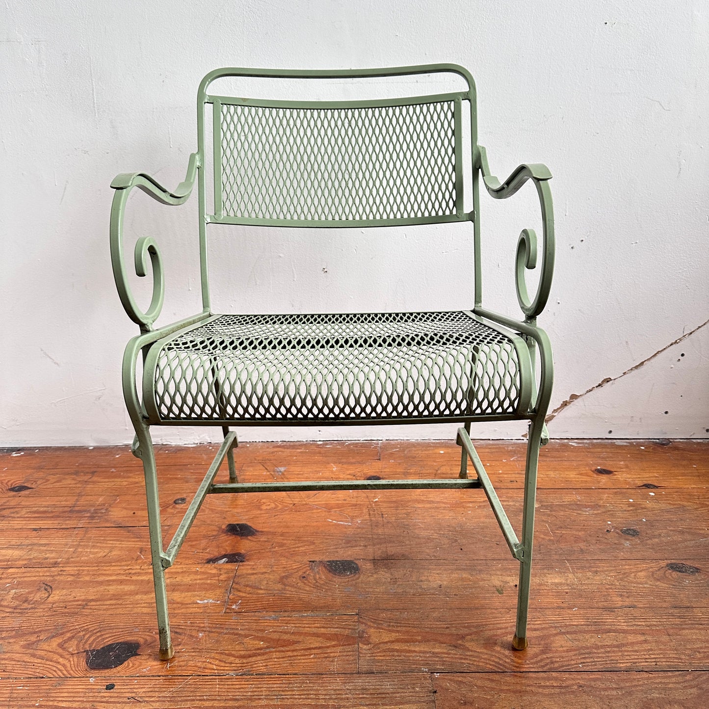 OD003 LIGHT GREEN OUTDOOR CHAIR WITH NESTING SIDE TABLES