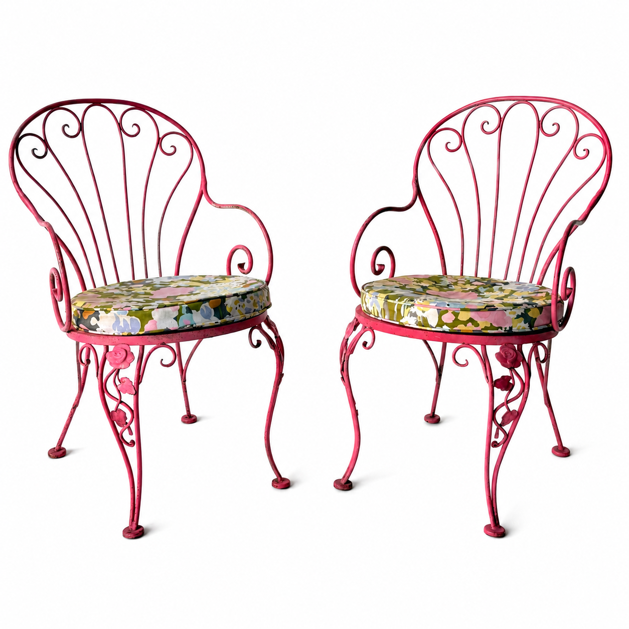 OD016.2B SET OF TWO PINK IRON PATIO ARMCHAIRS