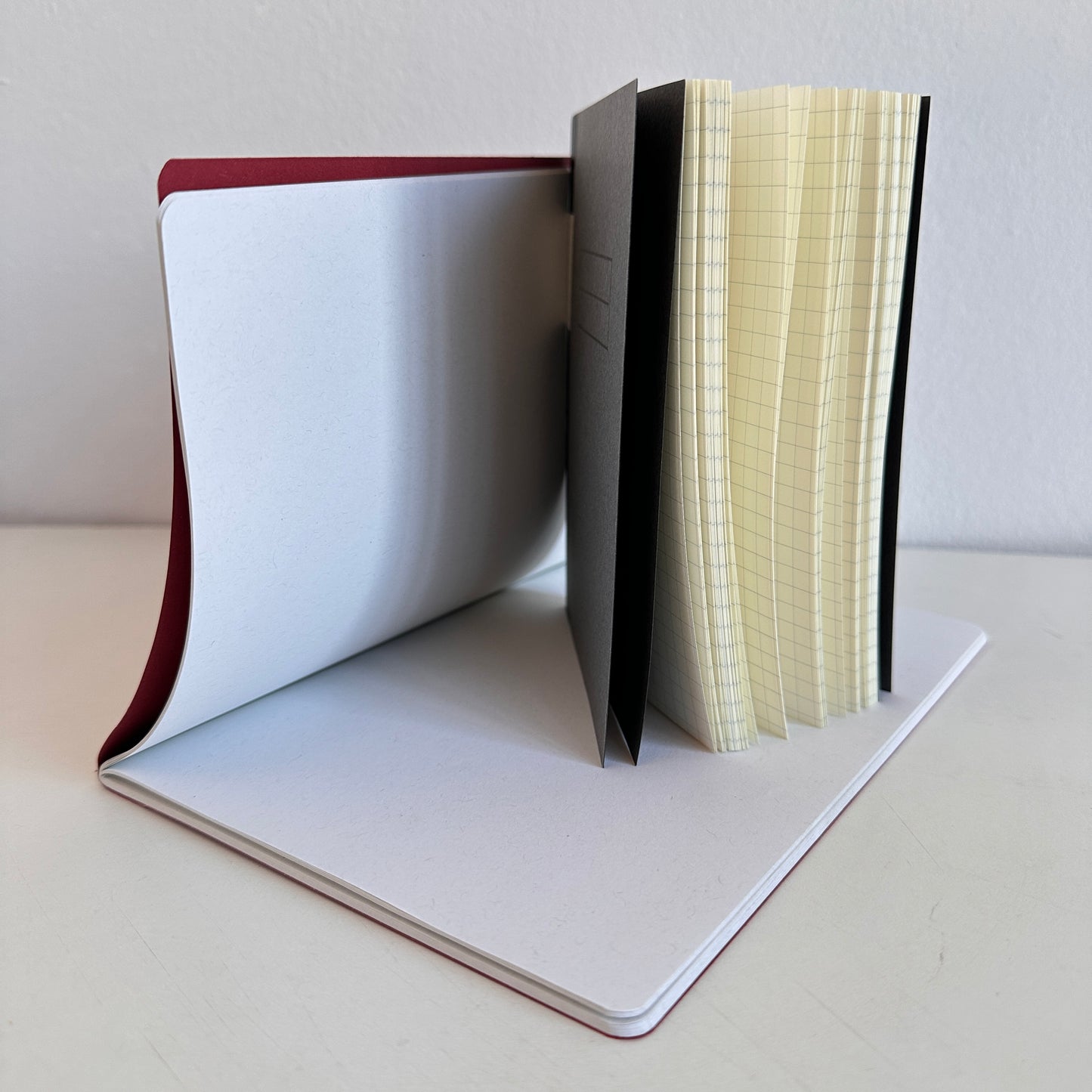 OF019 GREY & RED NOTEBOOK SET