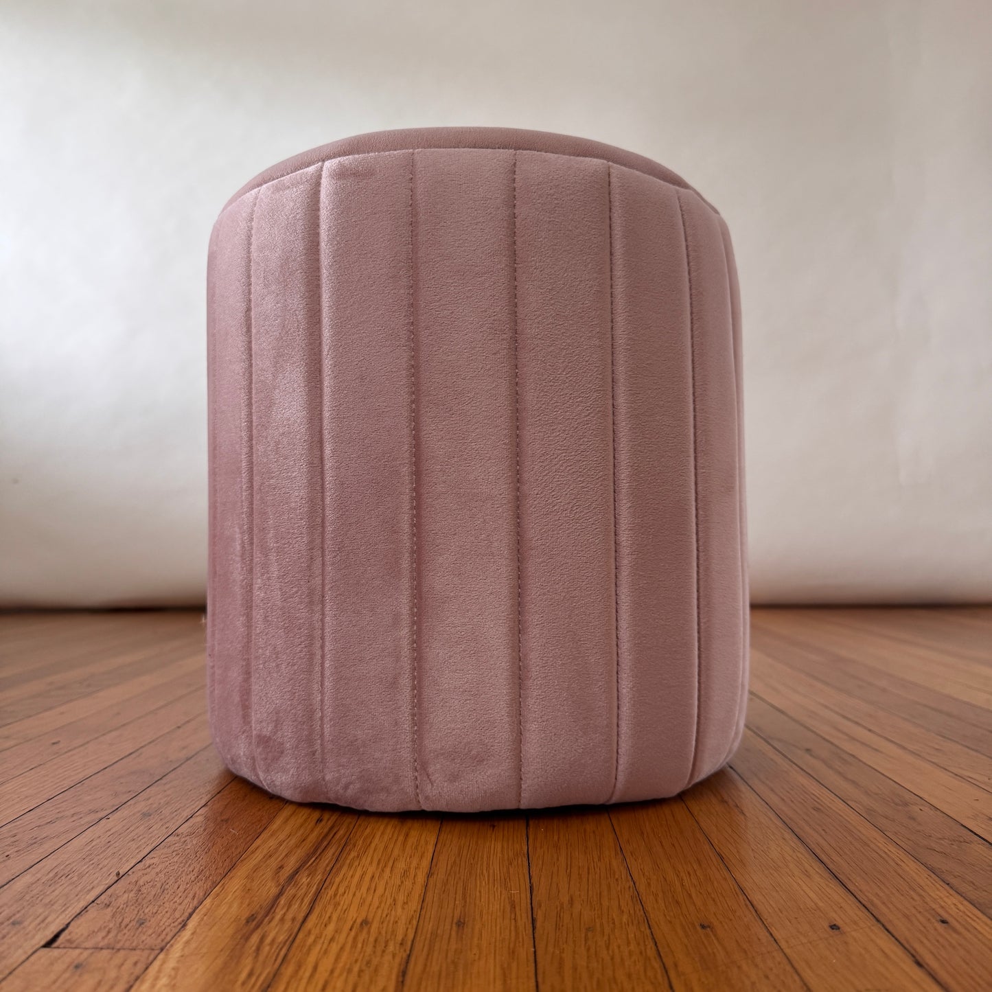 OT002 PINK VELVET OTTOMAN