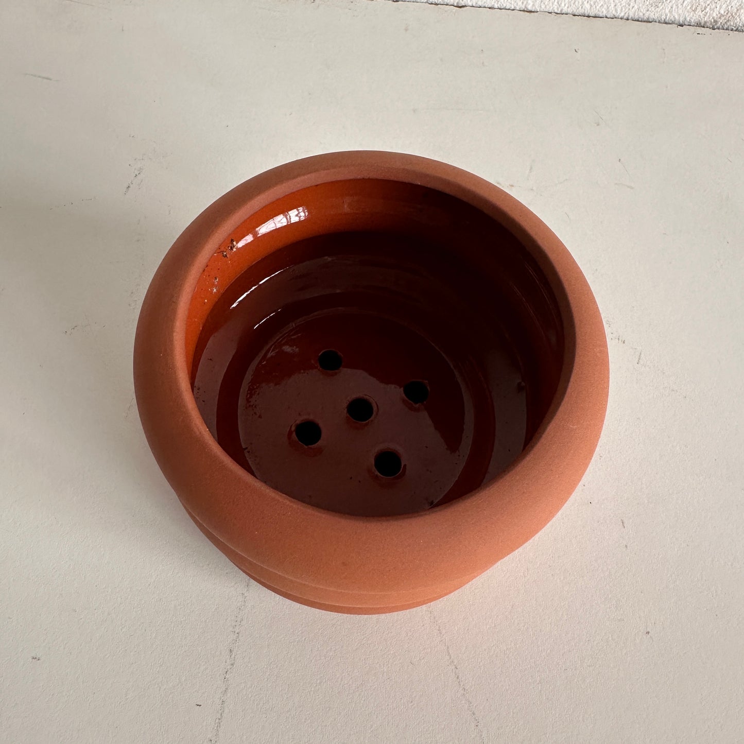 PL002 CCKW TERRA COTTA CERAMIC MINI PLANTER