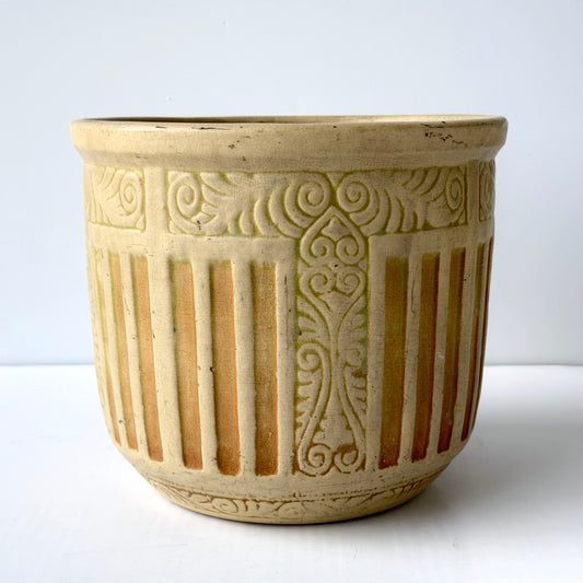 PL015 CREAM JARDINIERE PLANTER