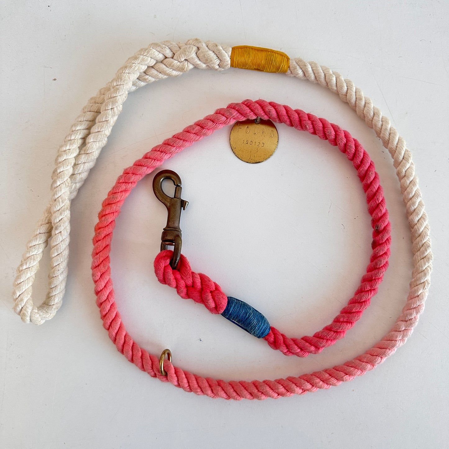 PT006 PINK GRADIENT DOG LEASH