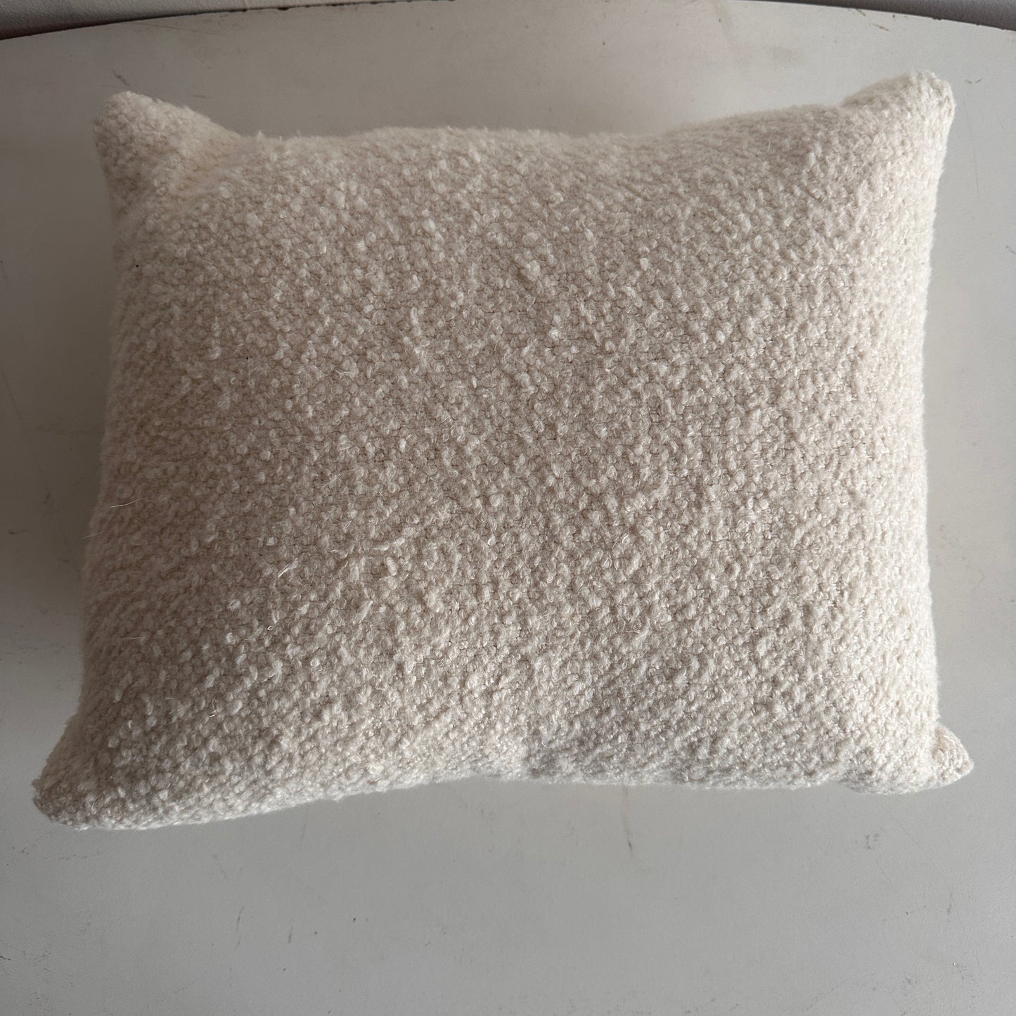 PW002 HOMENATURE IVORY LINEN & BOUCLE PILLOW
