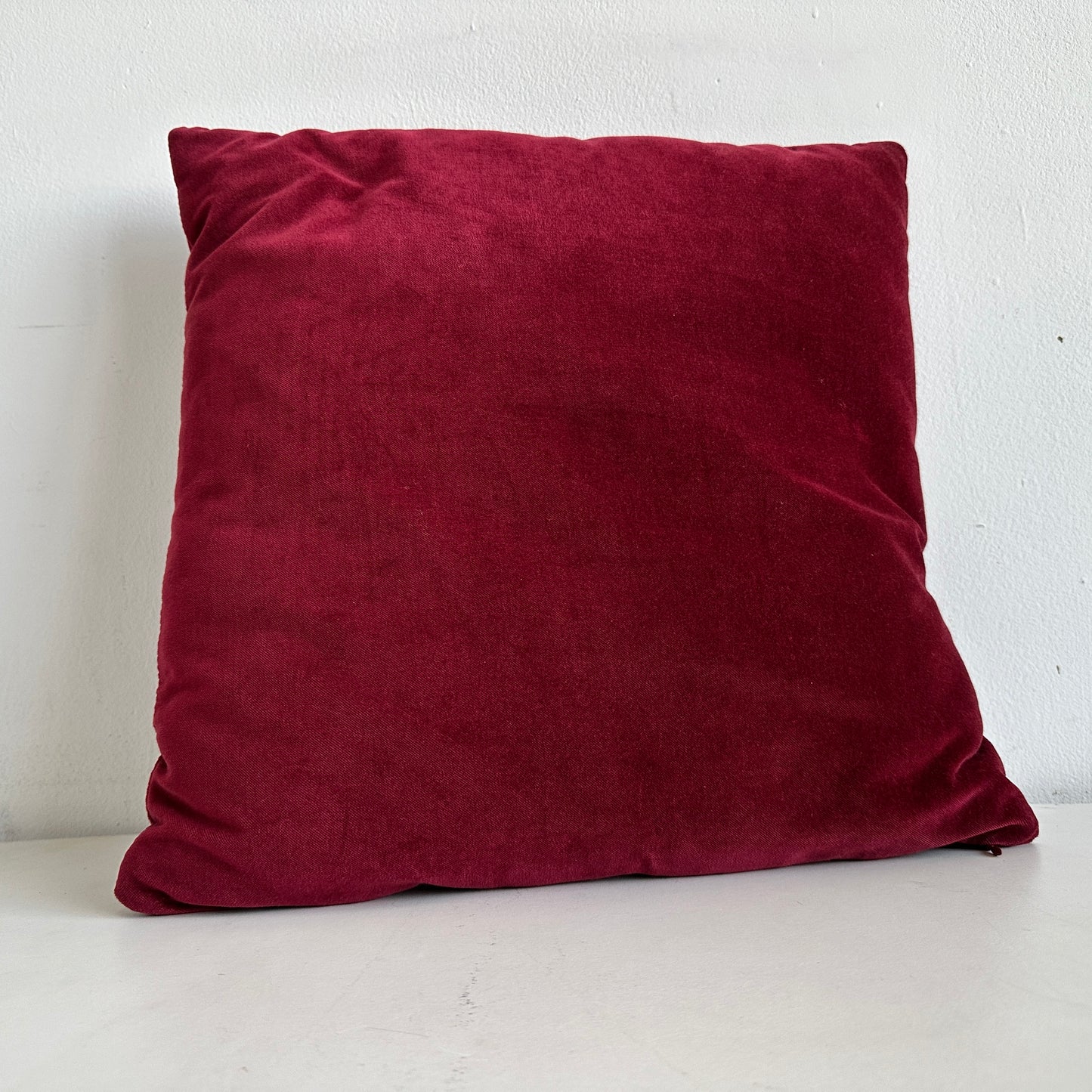 PW012 RED VELVET PILLOW
