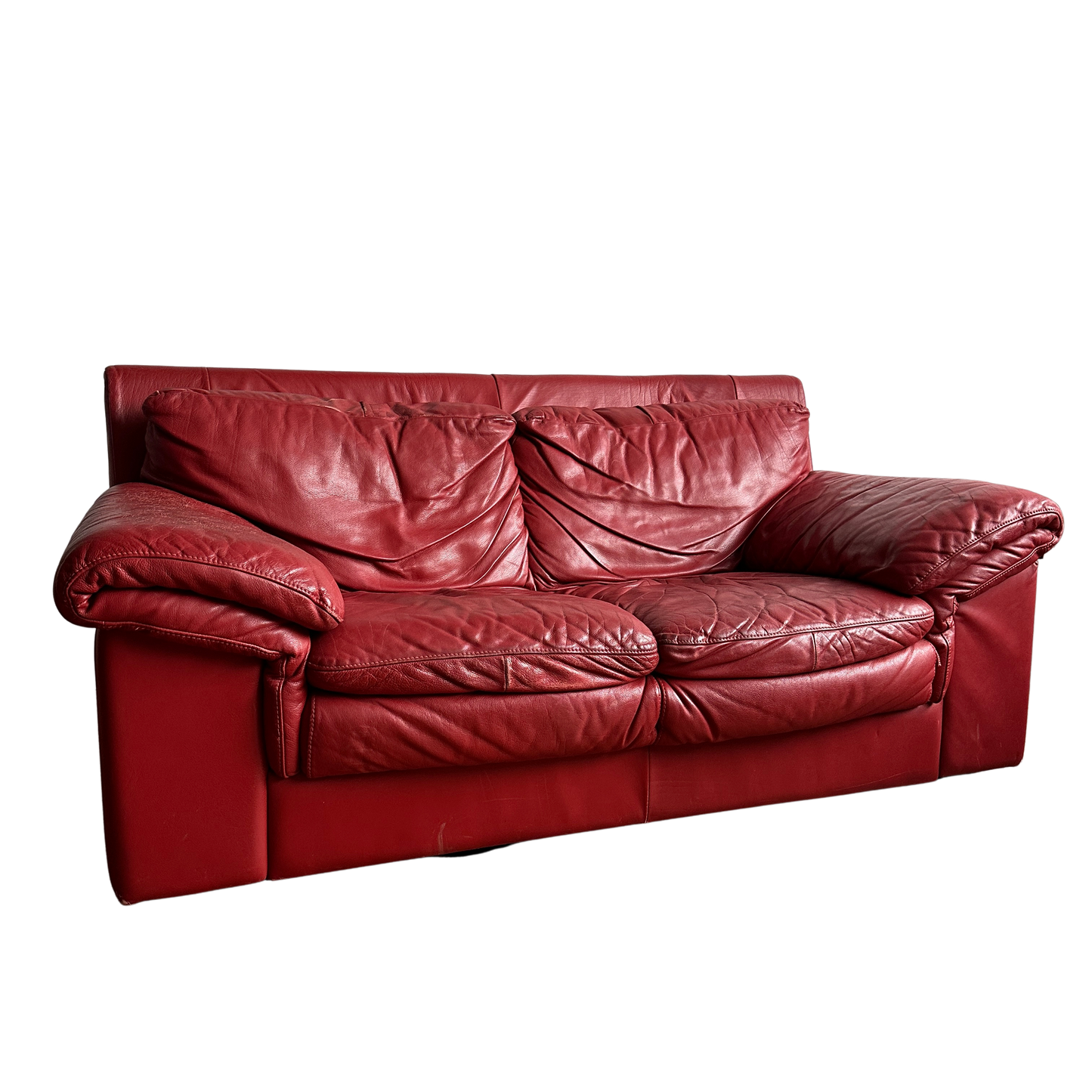 SF003 LIGHTLY DISTRESSED ITALIAN RED LEATHER LOVESEAT
