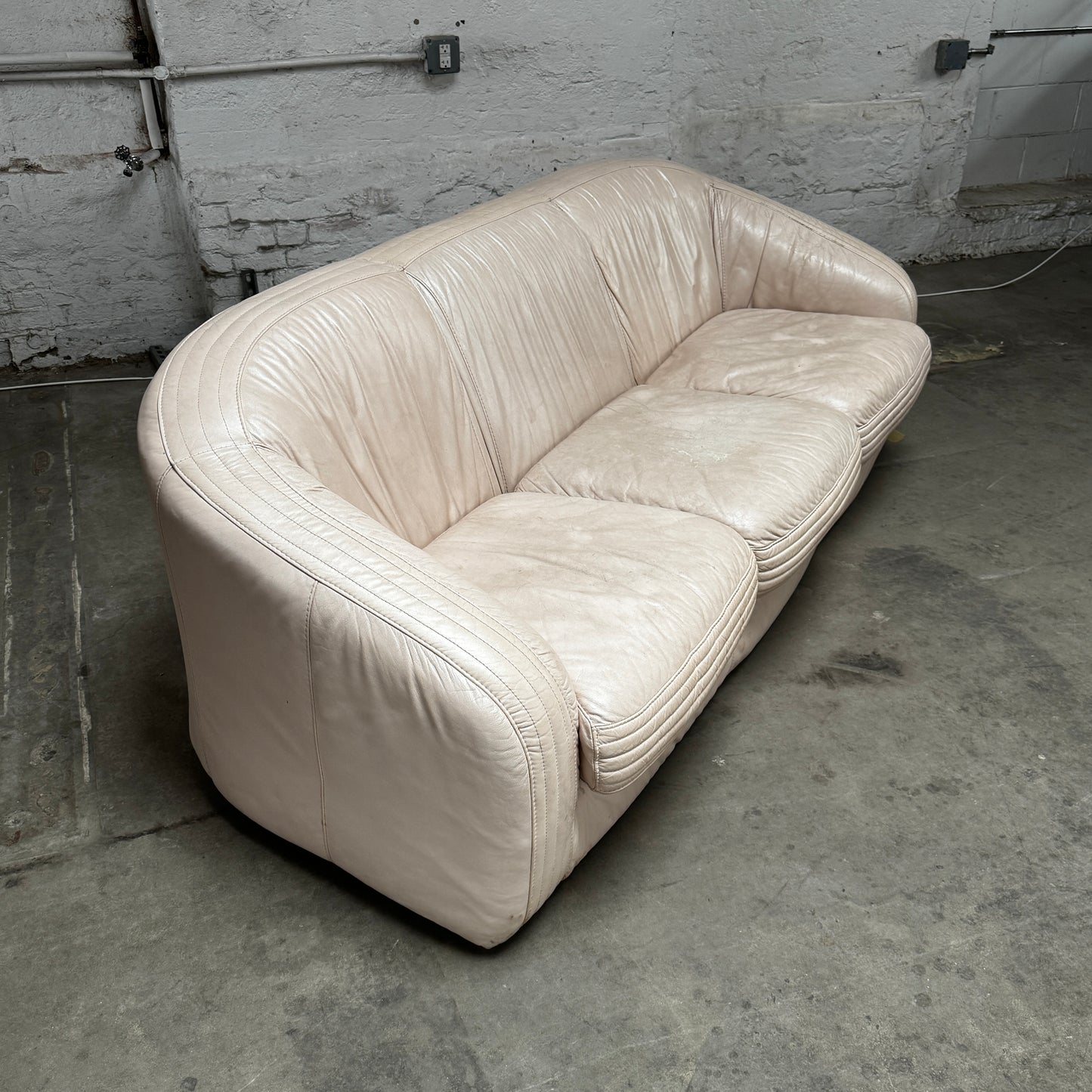 SF008 BLUSH PINK ITALIAN LEATHER THREE SEATER SOFA