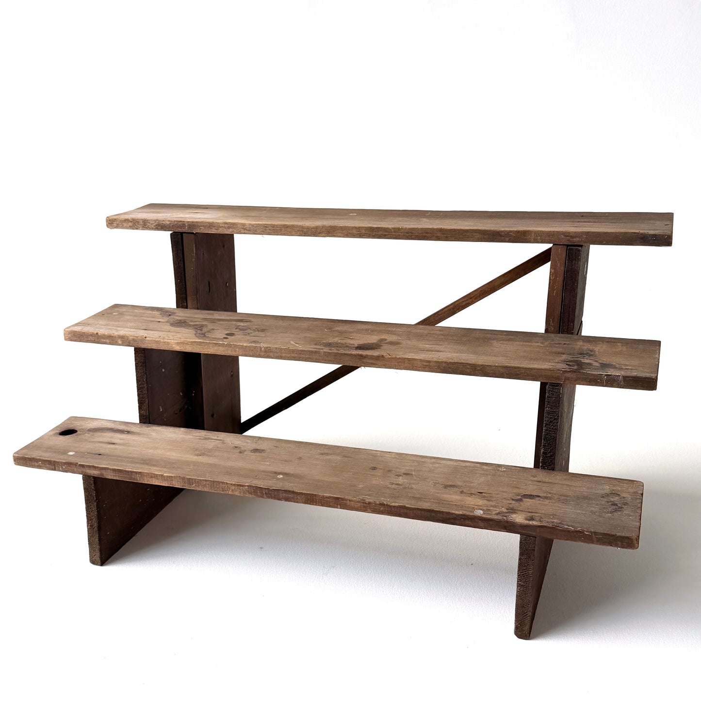 SH003 ANTIQUE RUSTIC DISPLAY RISER