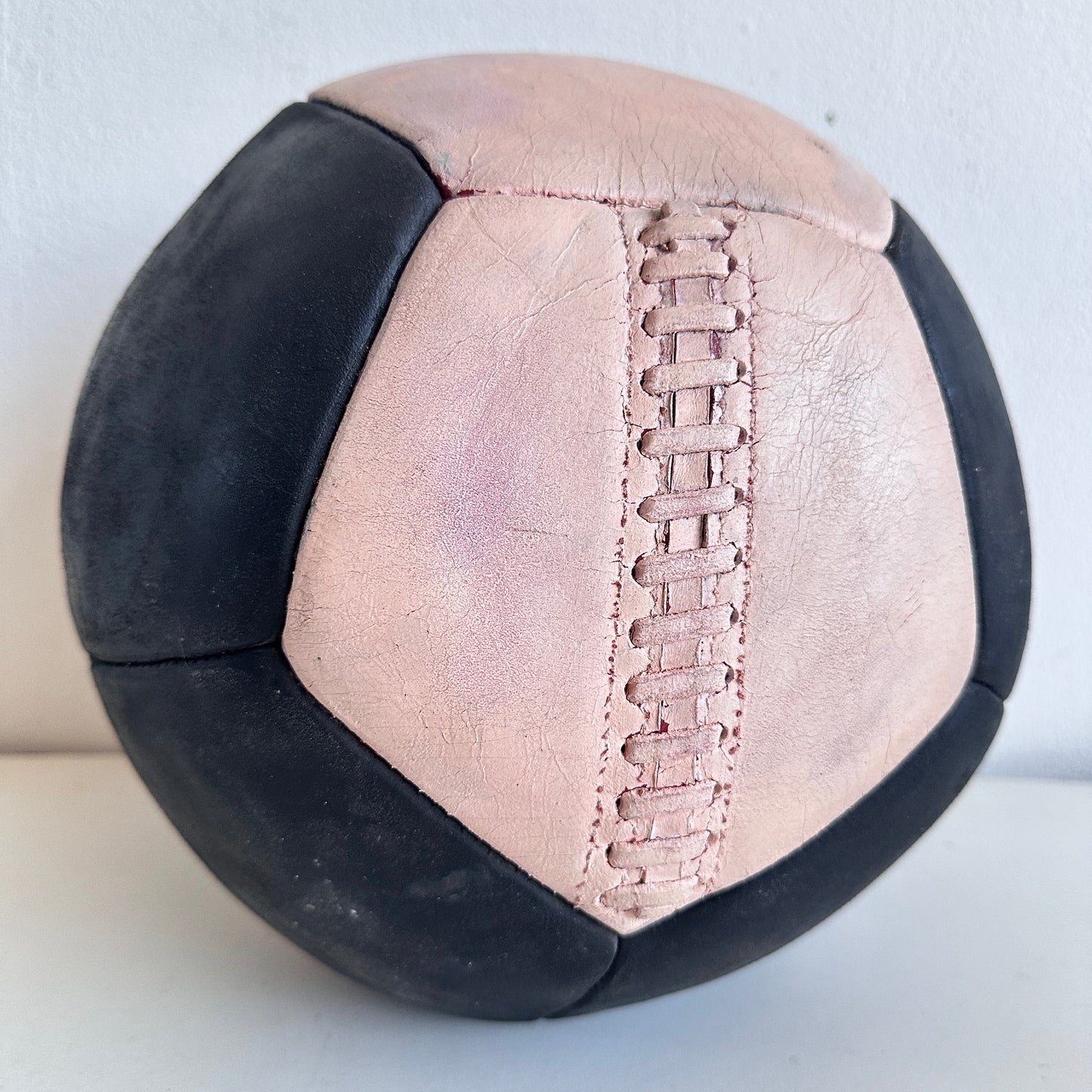 SP015 PEACH AND BLACKLEATHER FOOTBALL