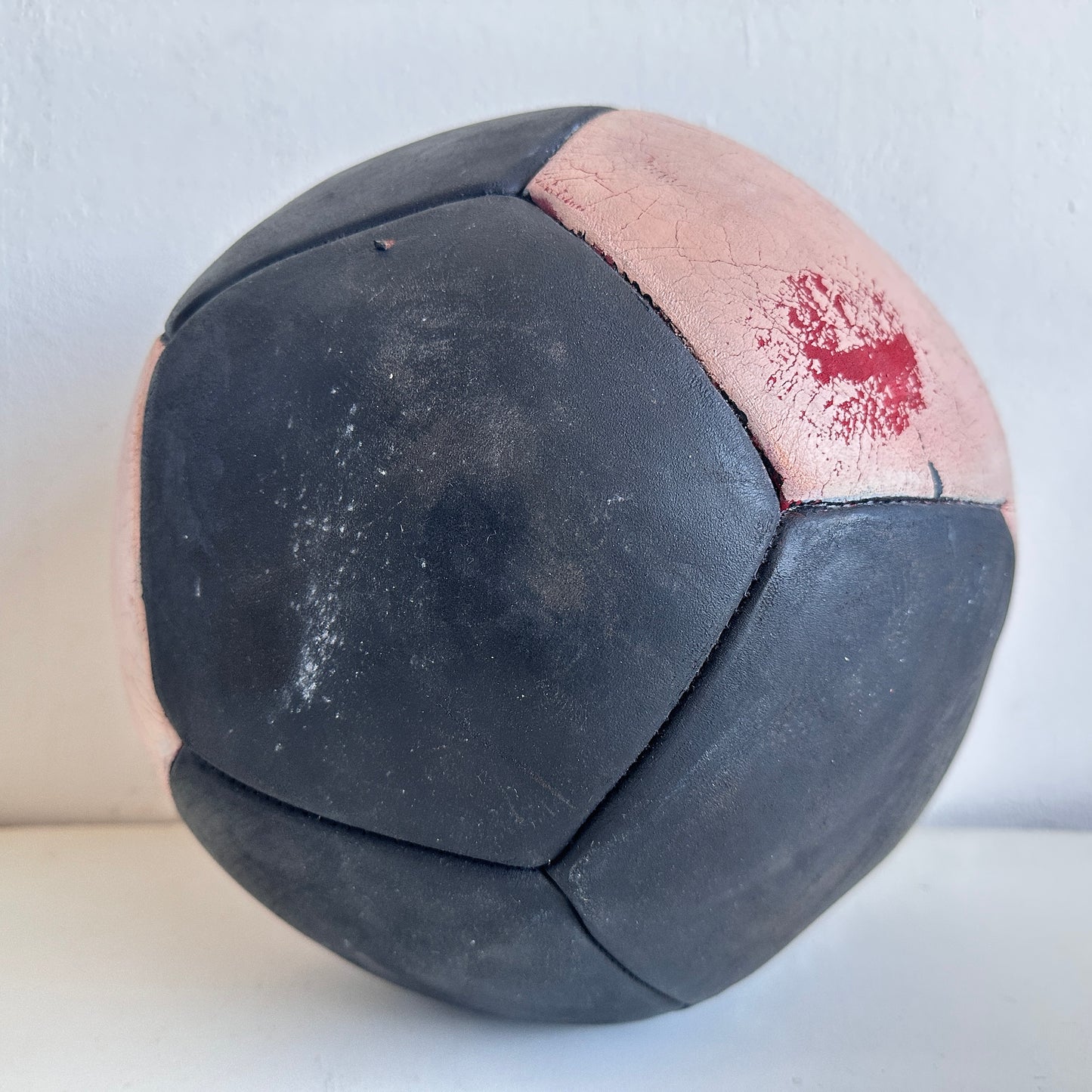 SP015 PEACH AND BLACKLEATHER FOOTBALL