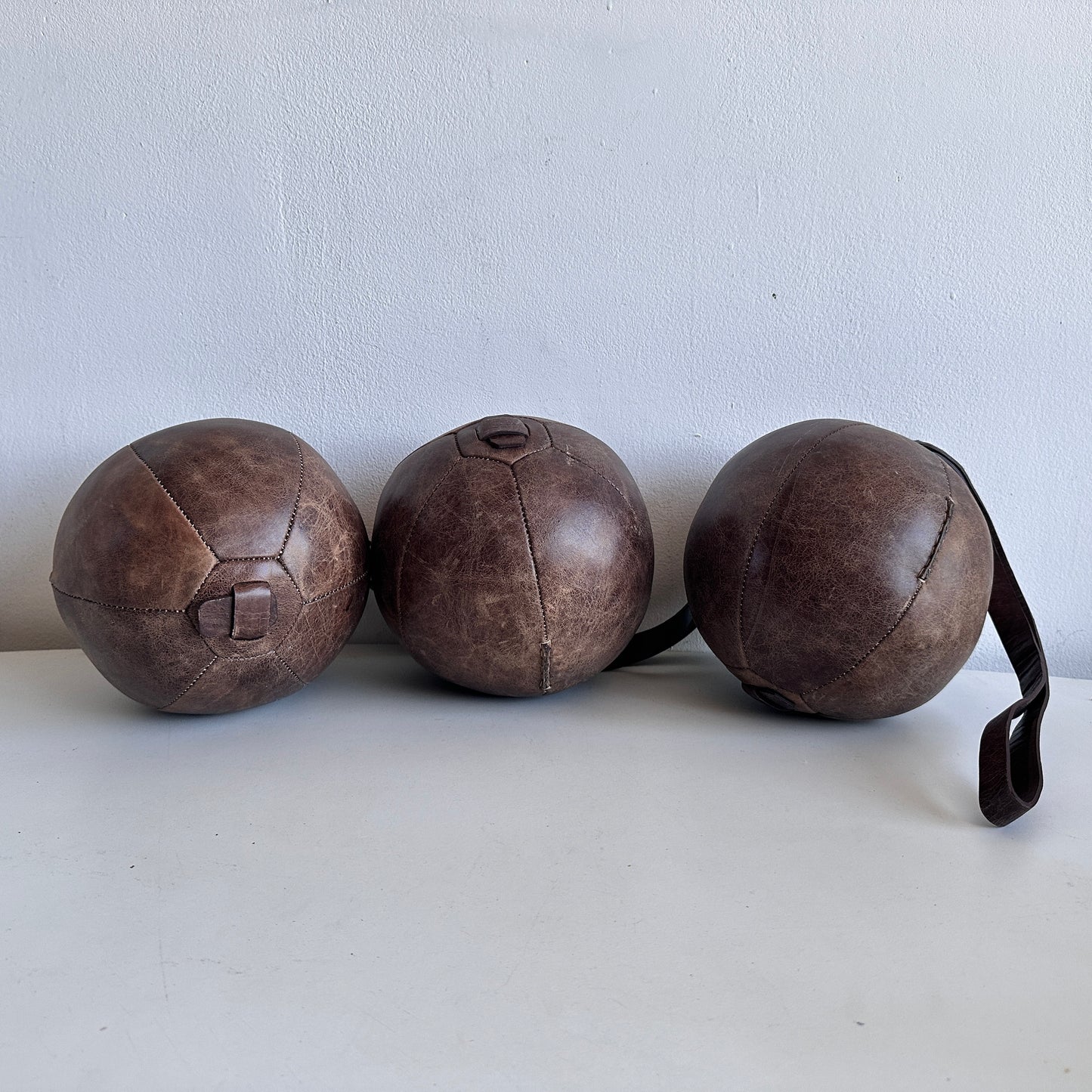 SP021 SET OF 3 LEATHER BOXING BALLS