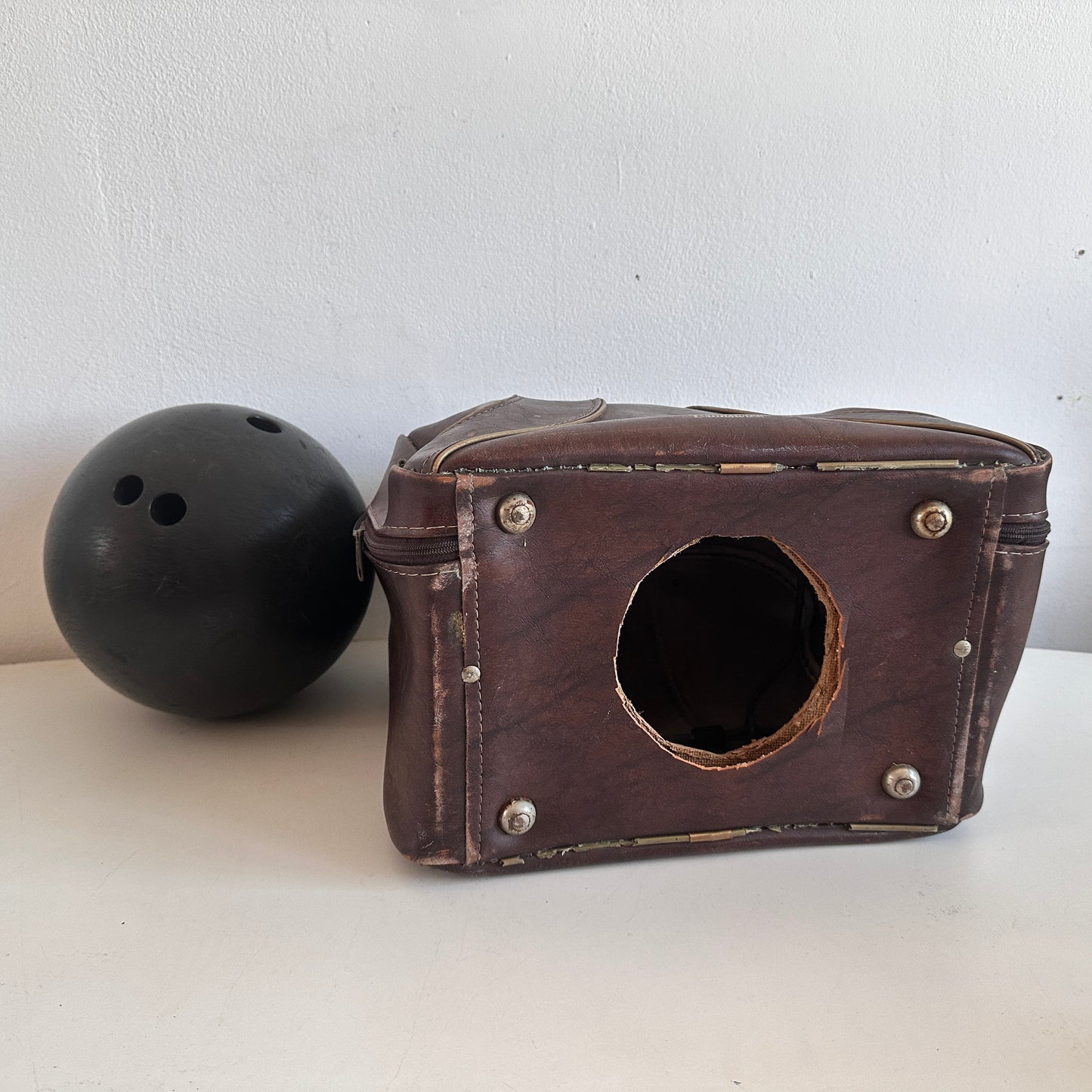 SP022 BLACK BOWLING BALL WITH BAG (BOTTOM CUT OUT FOR CAMERA GAG)