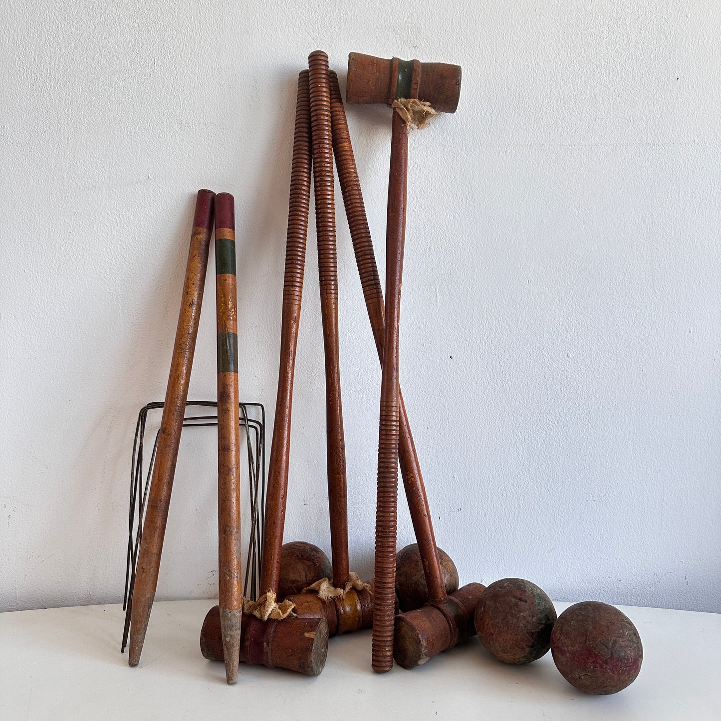 SP023 ANTIQUE CROQUET SET