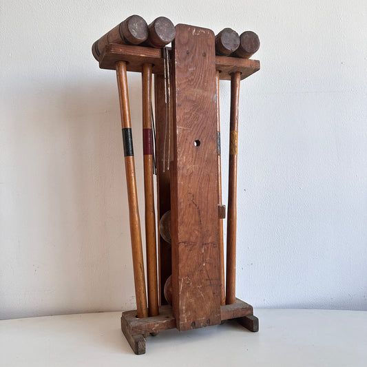 SP024 VINTAGE CROQUET SET
