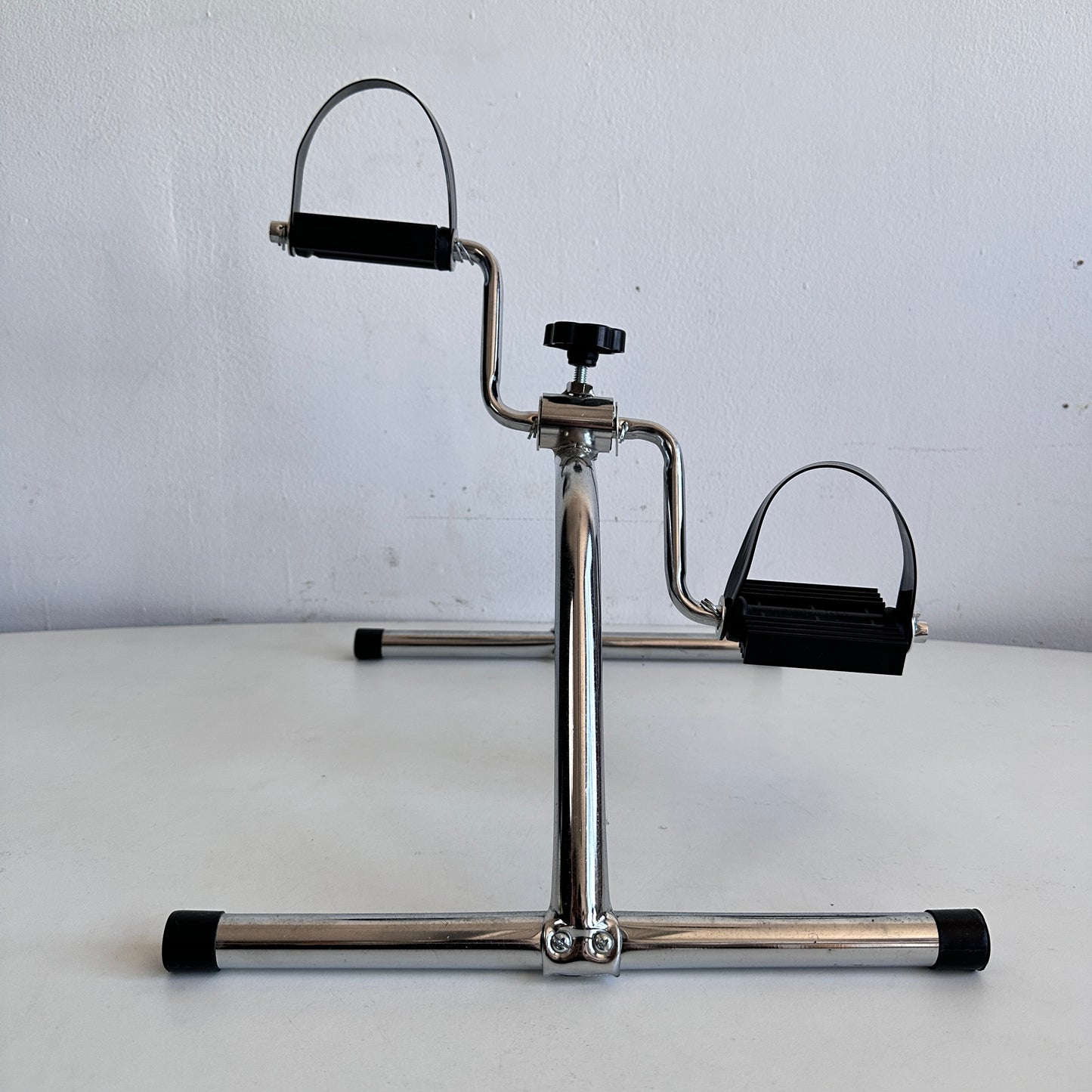 SP025 MINI PEDAL UNDER THE DESK EXERCISER