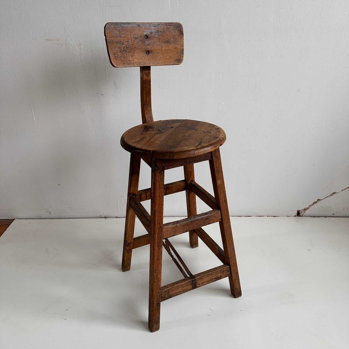 ST002 HUBIFFANY STOOL