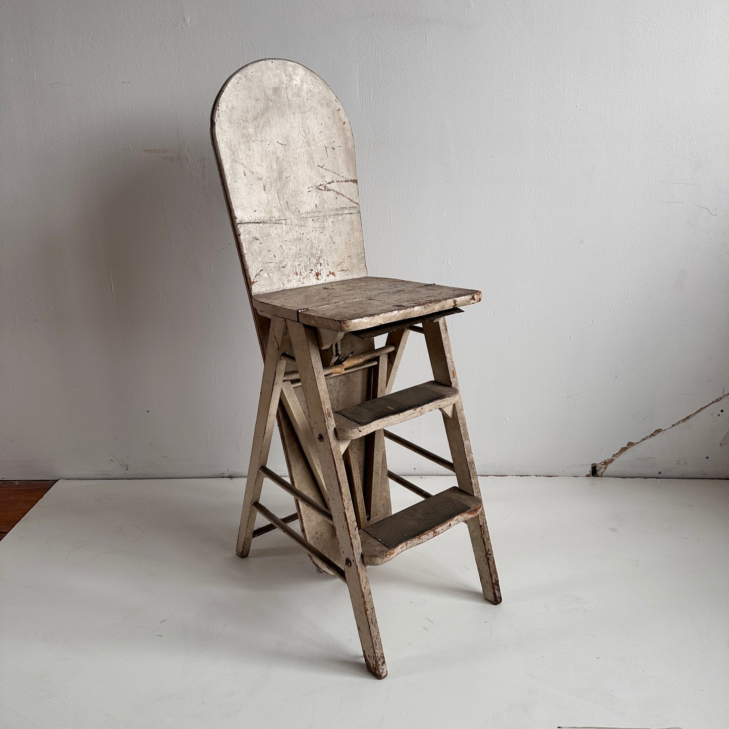 ST007 TRANSFORMER STOOL