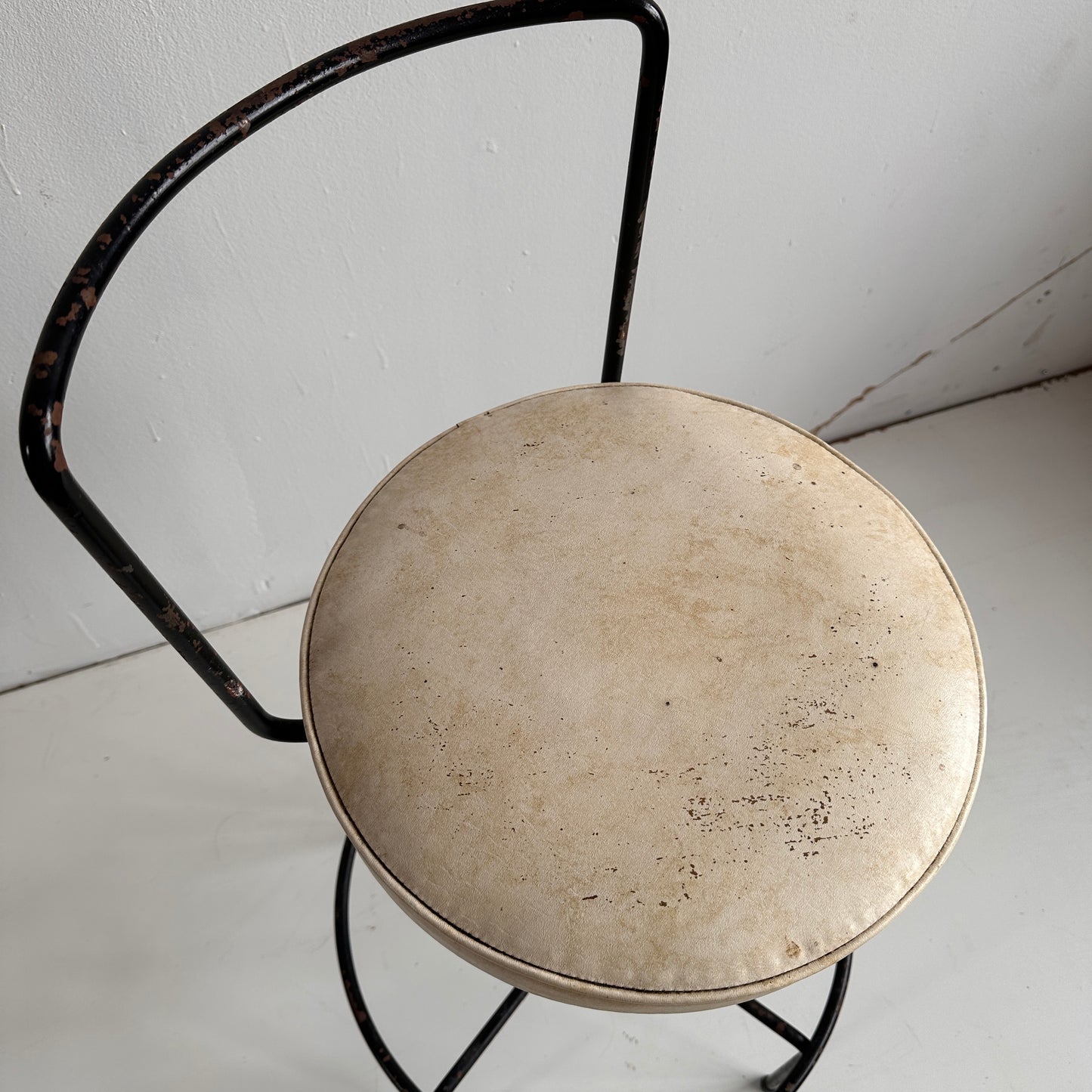 ST017 FRED WEINBERG IRON BAR STOOL
