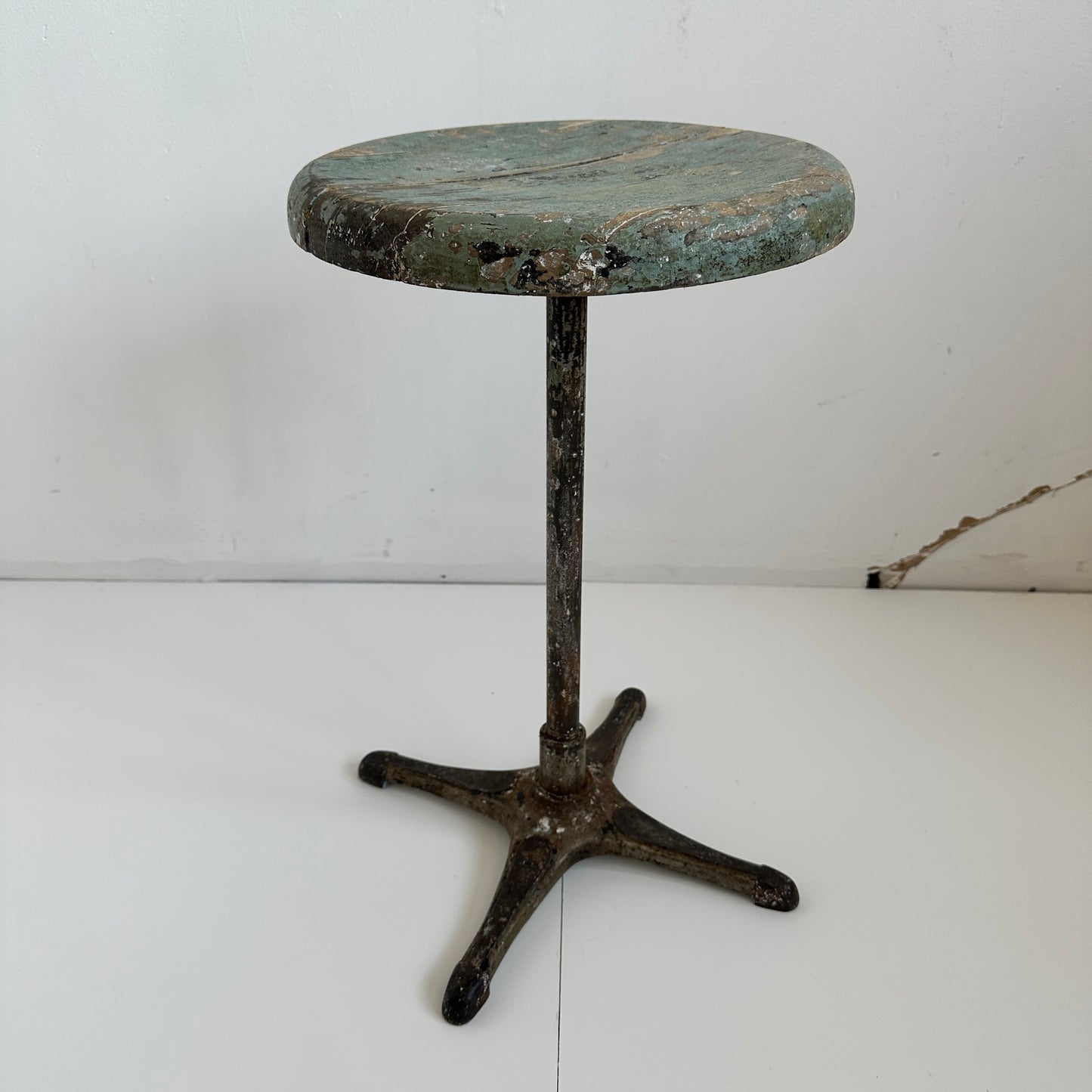 ST020 GREEN PATINA INDUSTRIAL SWIVEL STOOL