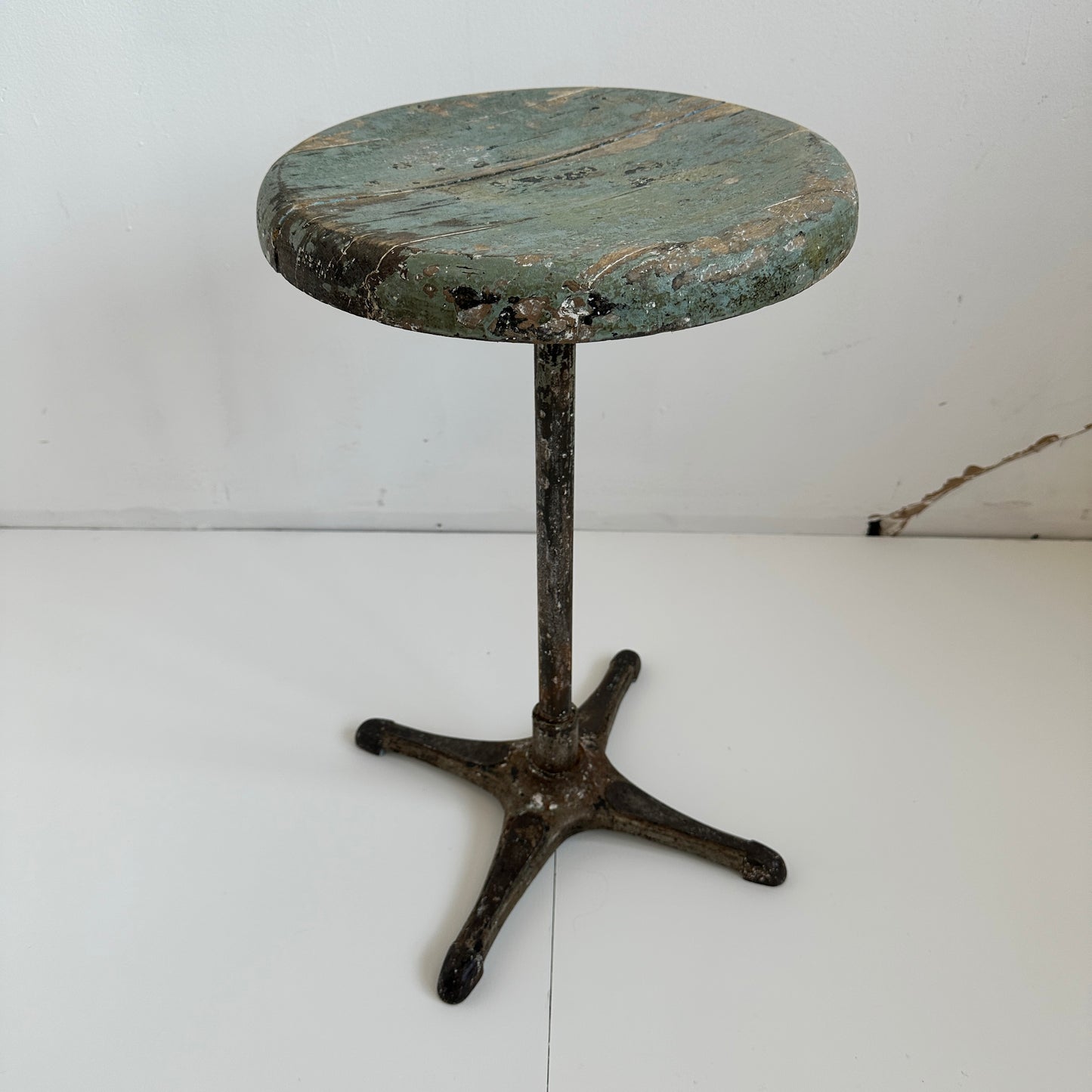 ST020 GREEN PATINA INDUSTRIAL SWIVEL STOOL