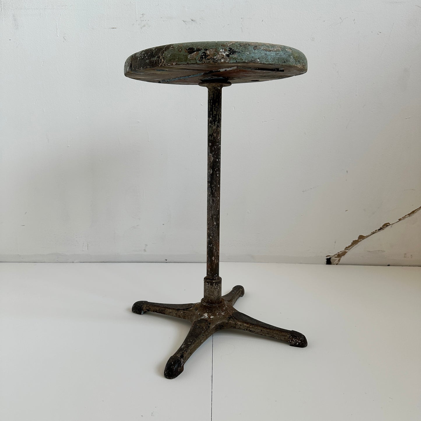 ST020 GREEN PATINA INDUSTRIAL SWIVEL STOOL
