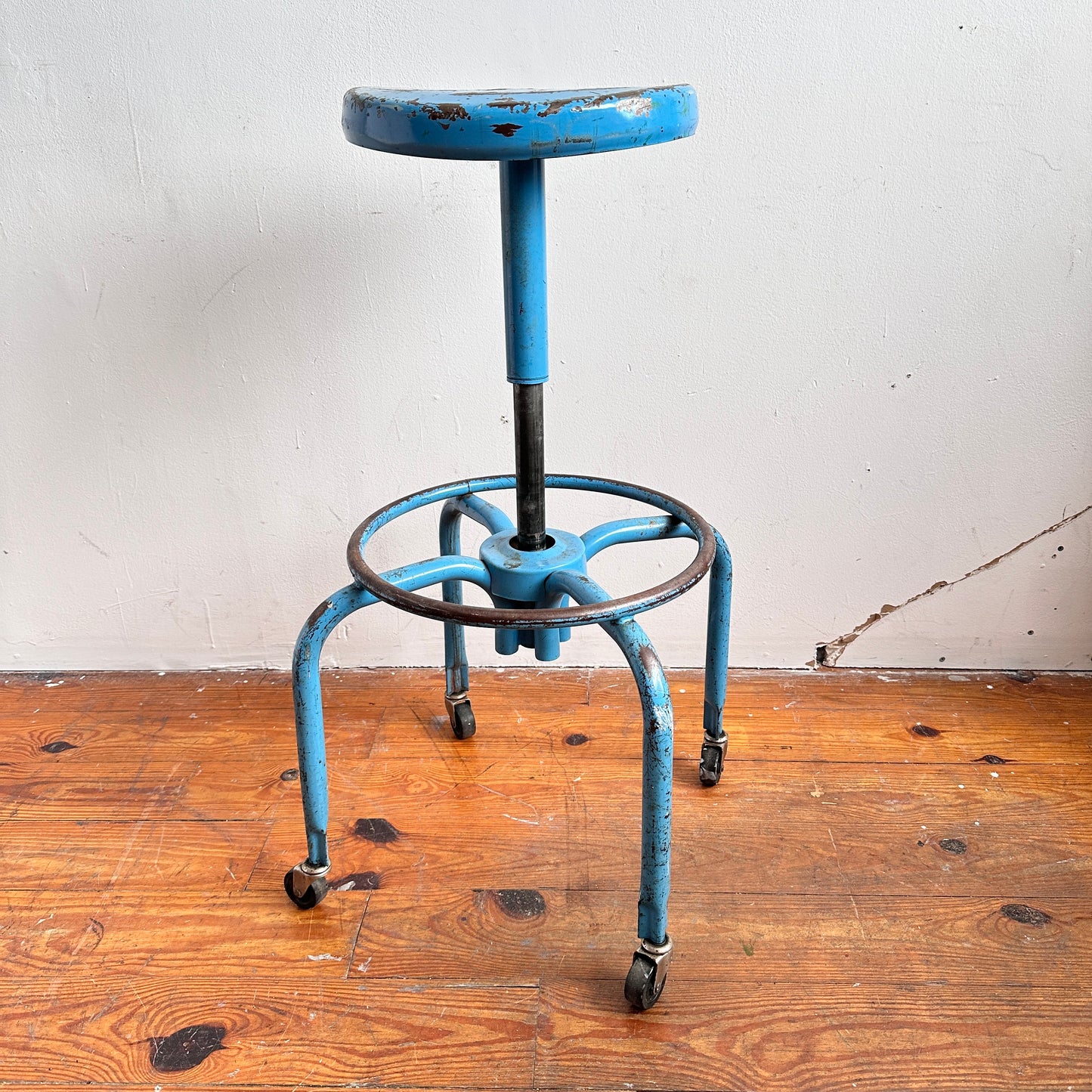ST022 LIGHT BLUE SWIVEL SHOP STOOL