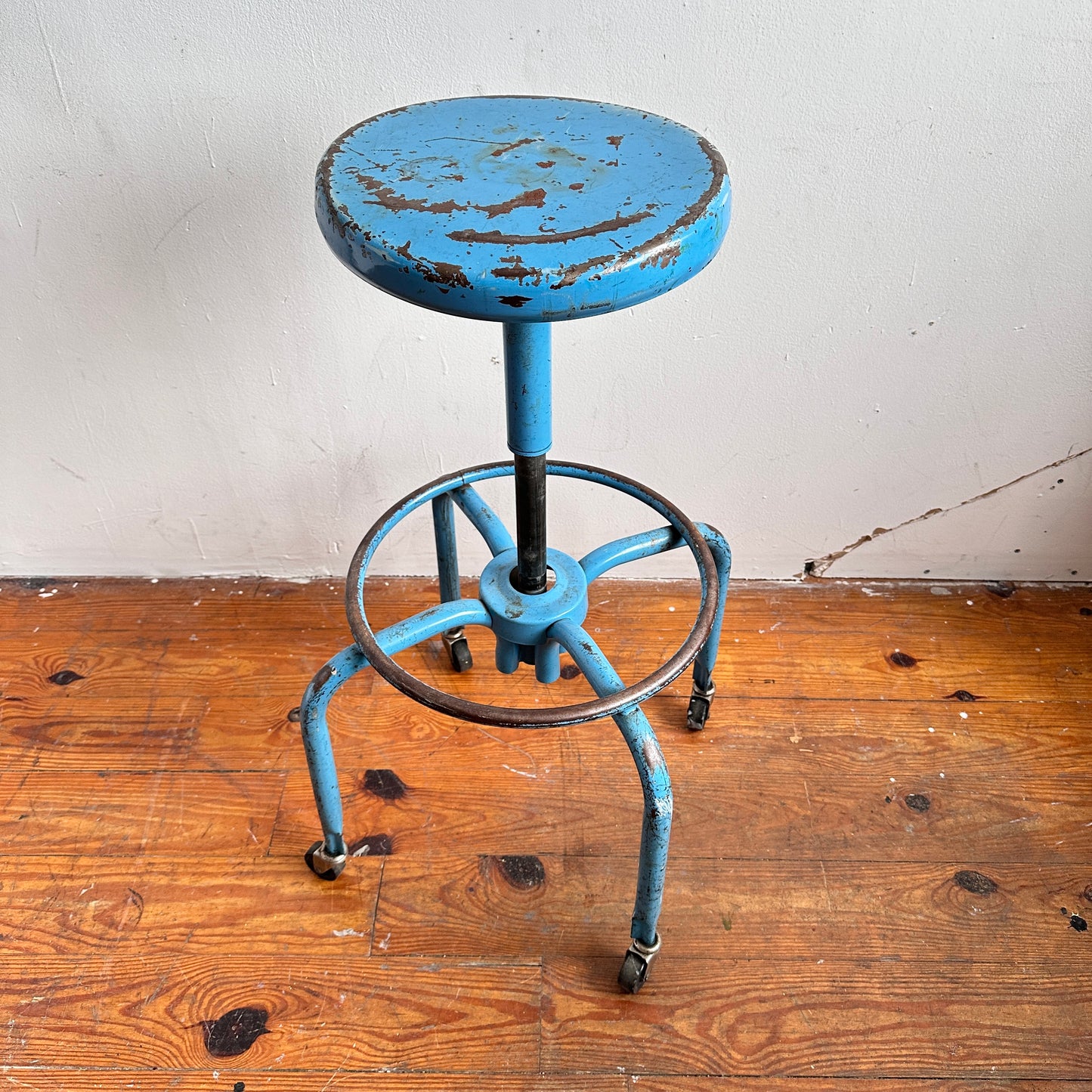 ST022 LIGHT BLUE SWIVEL SHOP STOOL