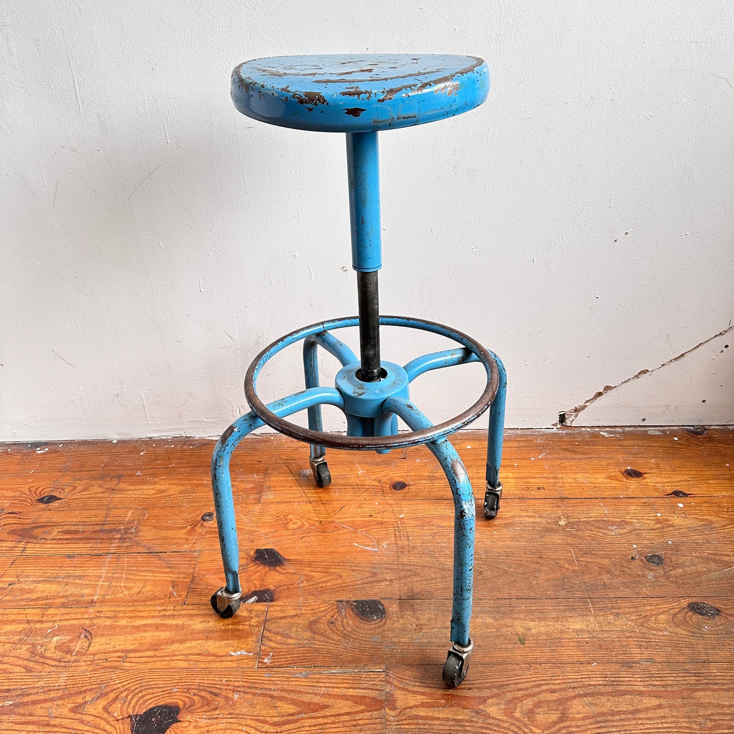 ST022 LIGHT BLUE SWIVEL SHOP STOOL