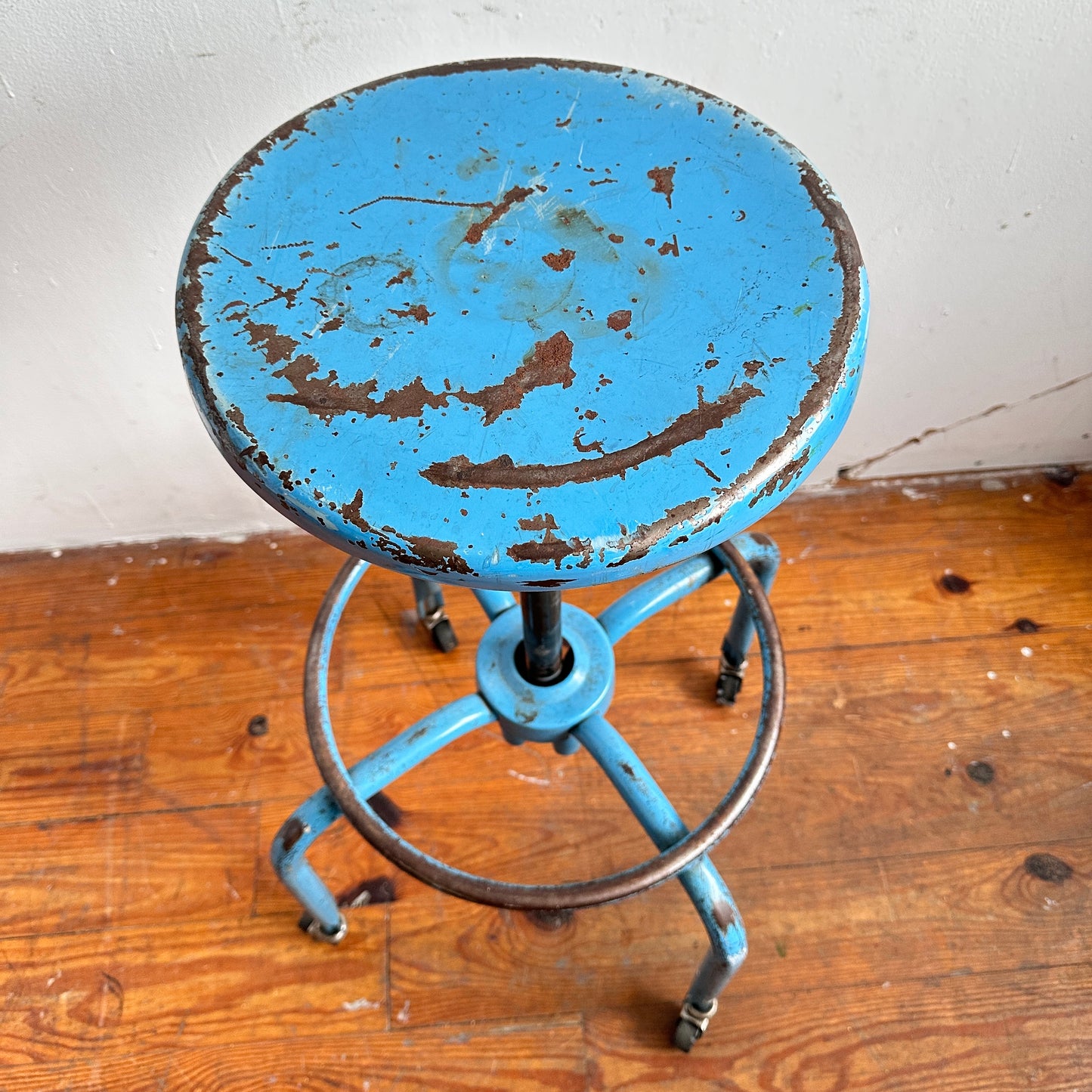 ST022 LIGHT BLUE SWIVEL SHOP STOOL