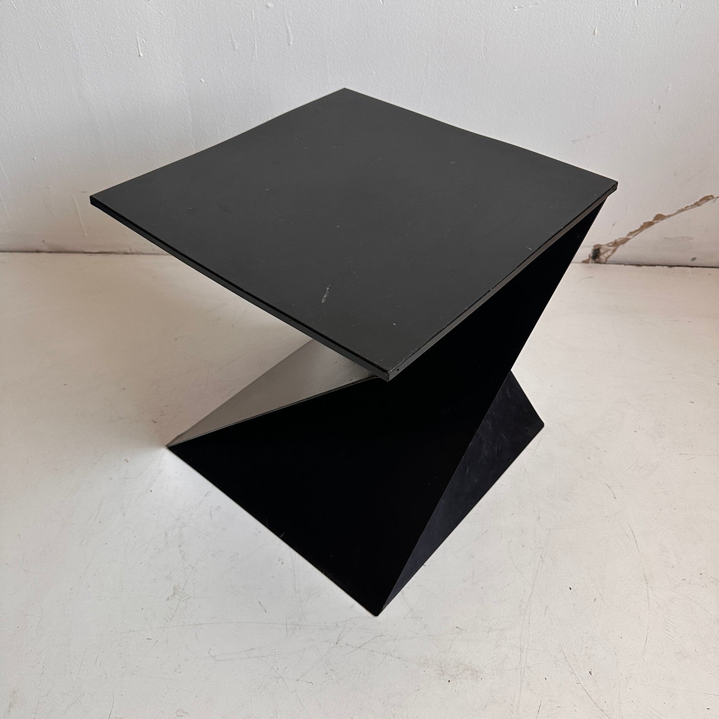 TB004 ITALIAN CUBIST METAL SIDE TABLE