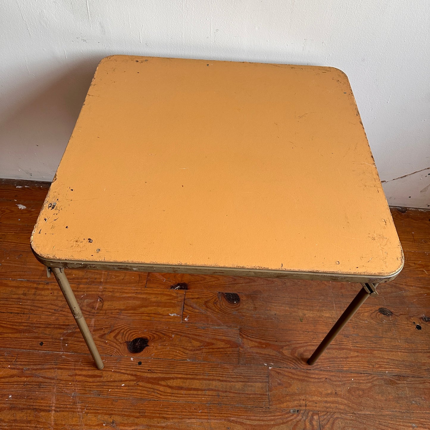 TB008 BILL BOTTRIELL FOLDING CARD TABLE