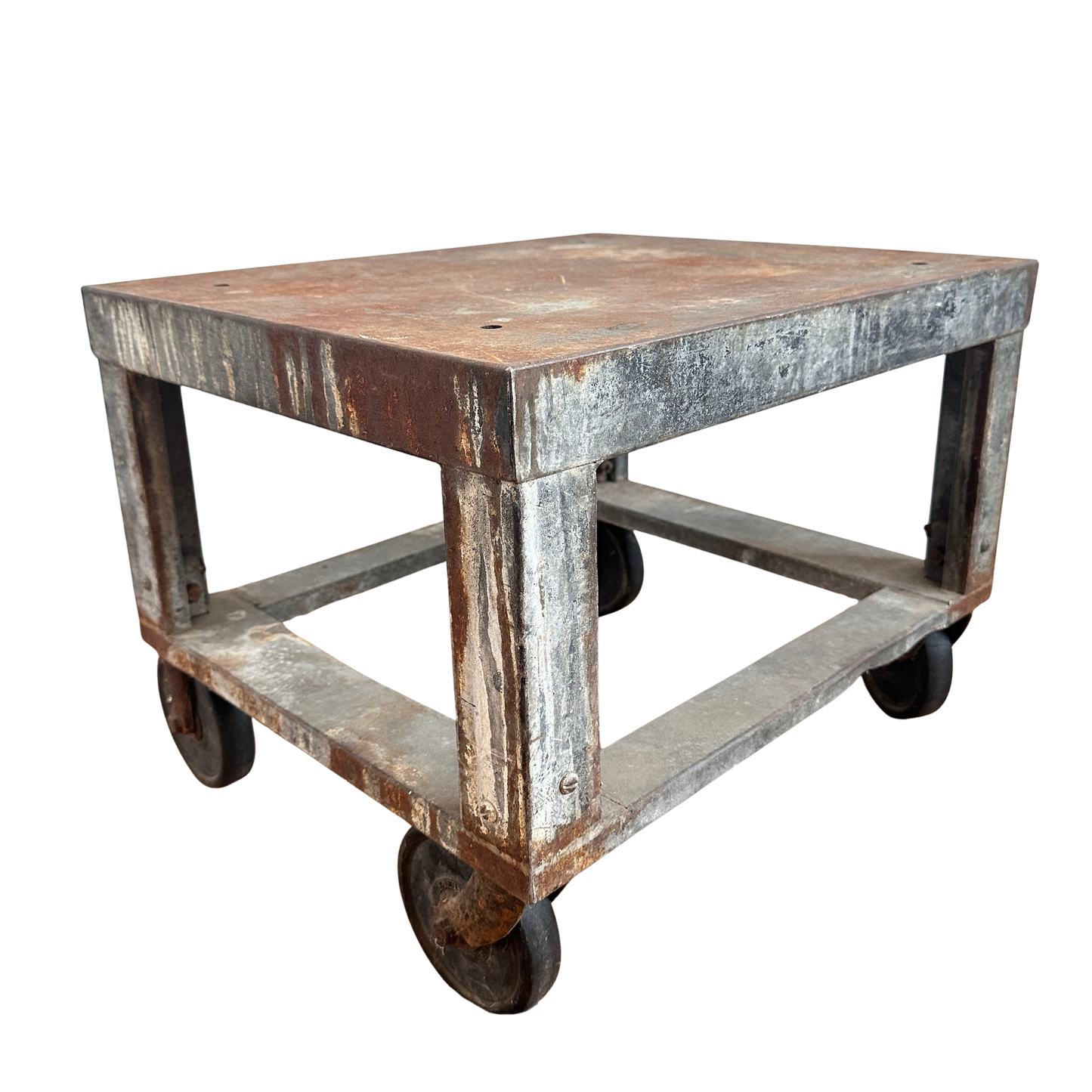 TB020 LOW RUSTY METAL ROLLING SIDE TABLE CART