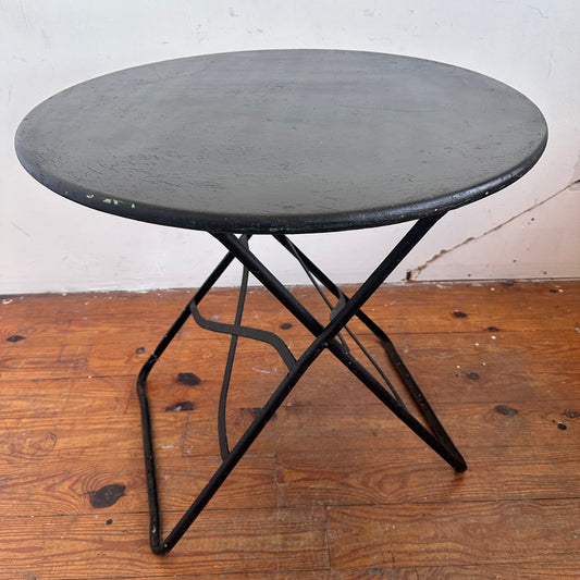 TB027 VINTAGE BLACK METAL FOLDING BISTRO TABLE