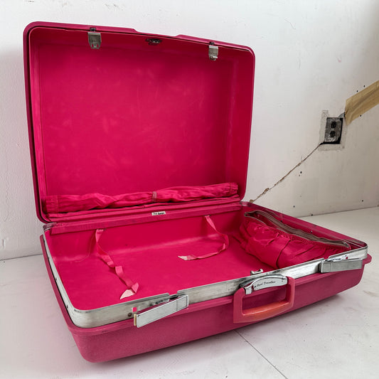 TL004 ROYAL PINK SUITCASE