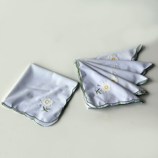 TL021 SET OF 6 WHITE FLORAL NAPKINS WITH GREEN STITCHING