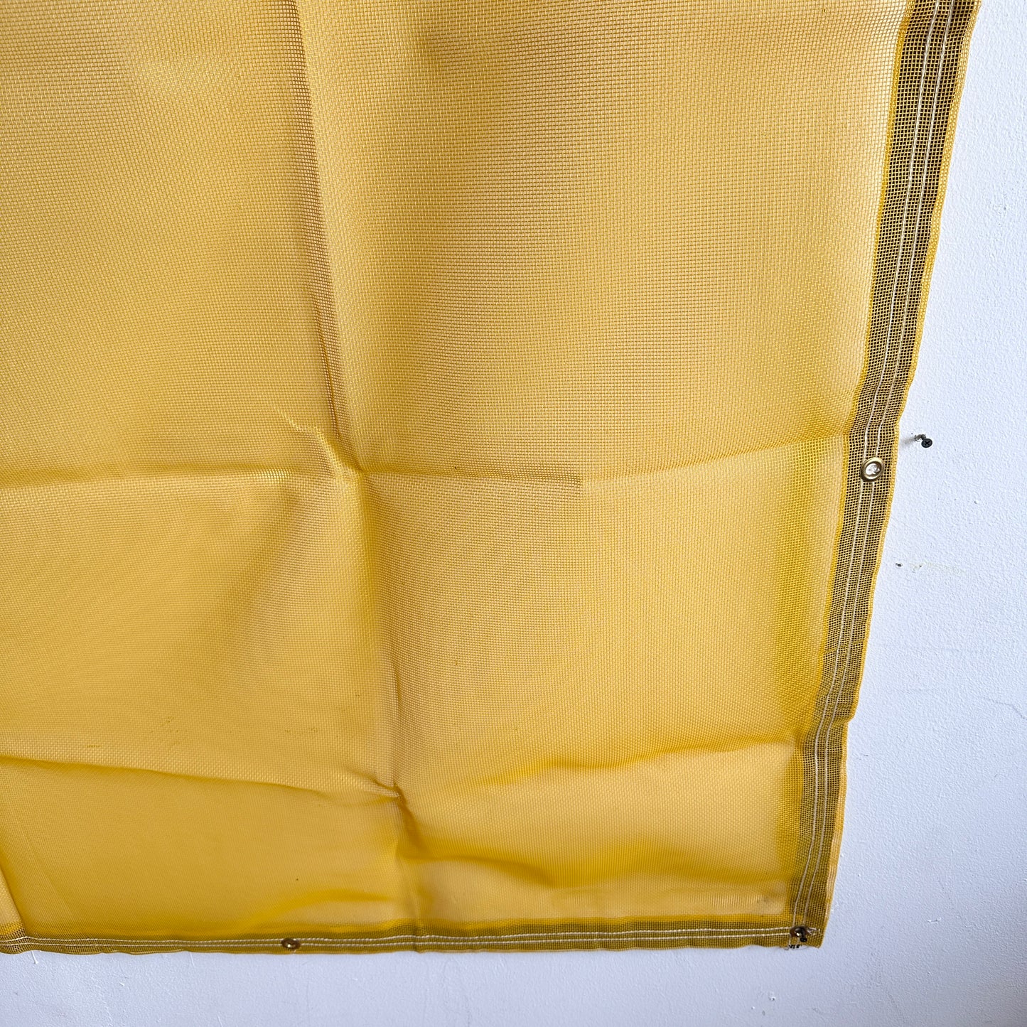 TP003 8' X 6' YELLOW MESH TARP