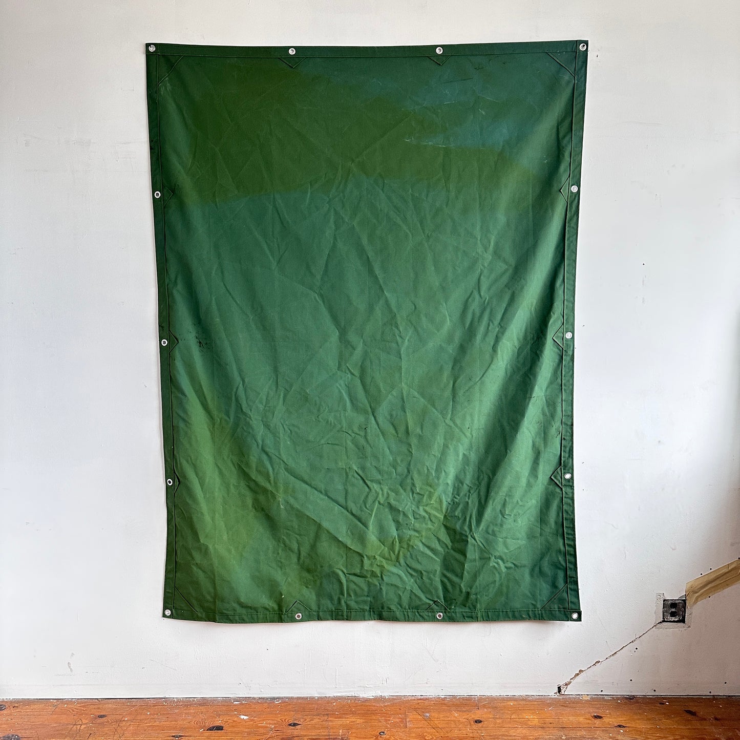 TP005 8' X 6' GREEN CANVAS TARP