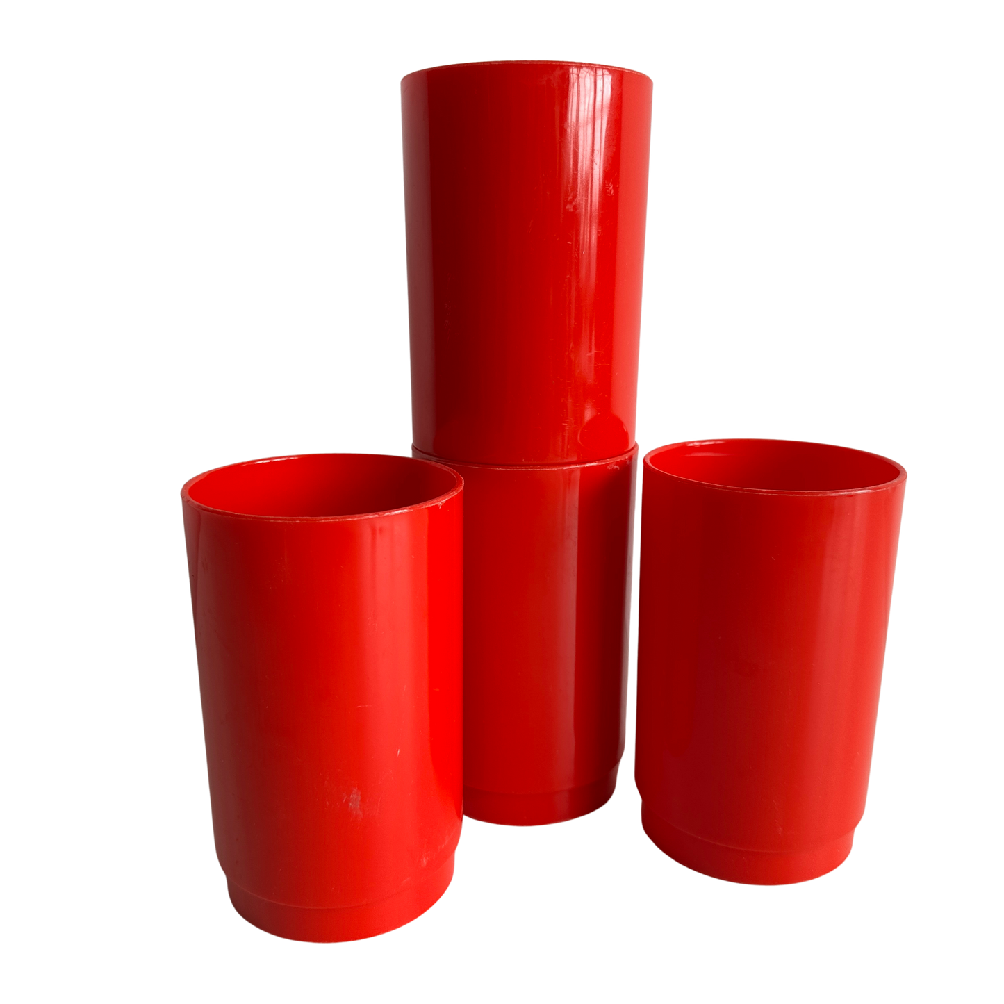 TT024 SET OF FOUR RED PLASTIC STACKING CUPS