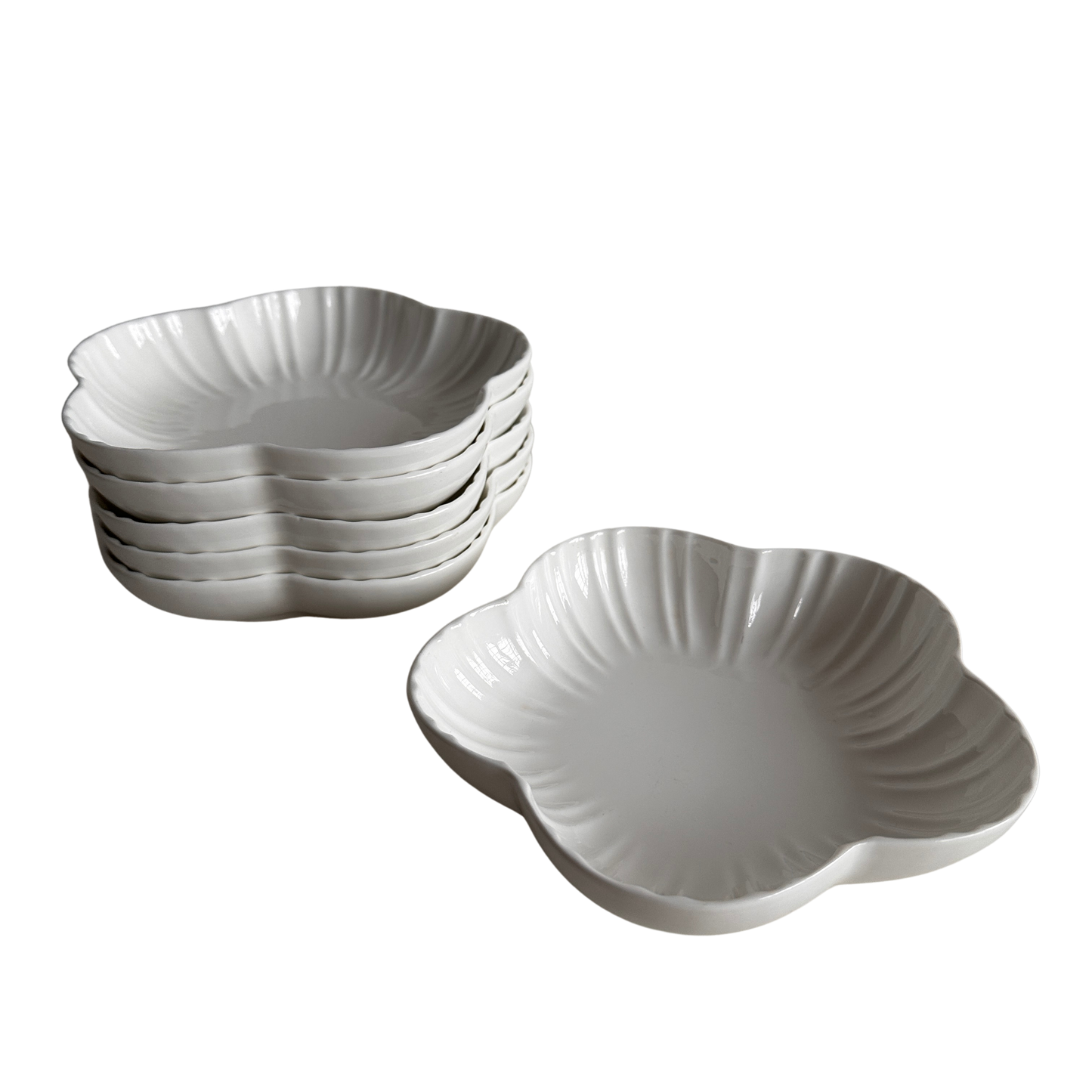 TT056 SET OF SIX CERAMIC PETAL PLATES