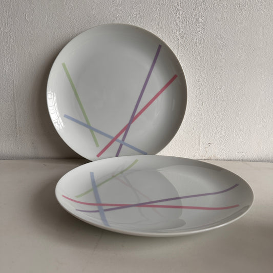 TT065 80'S SET OF TWO LARGE MIKASA JAPANESE CERAMIC PLATES (PART OF A LARGER SET)