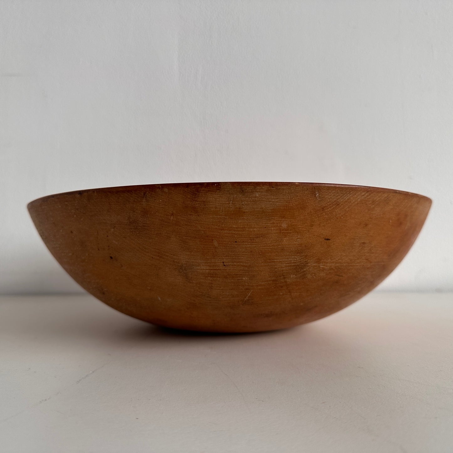 TT098 LARGE ROUND WOOD SERVING BOWL