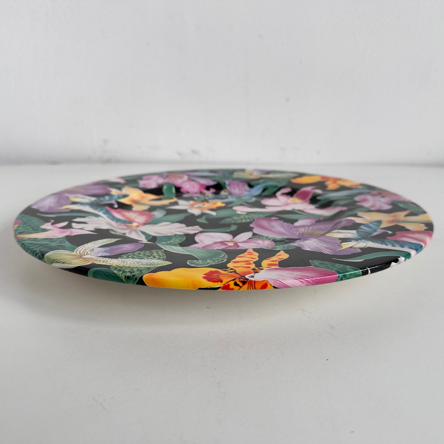 TT117 HAND PAINTED FLORAL PLATE