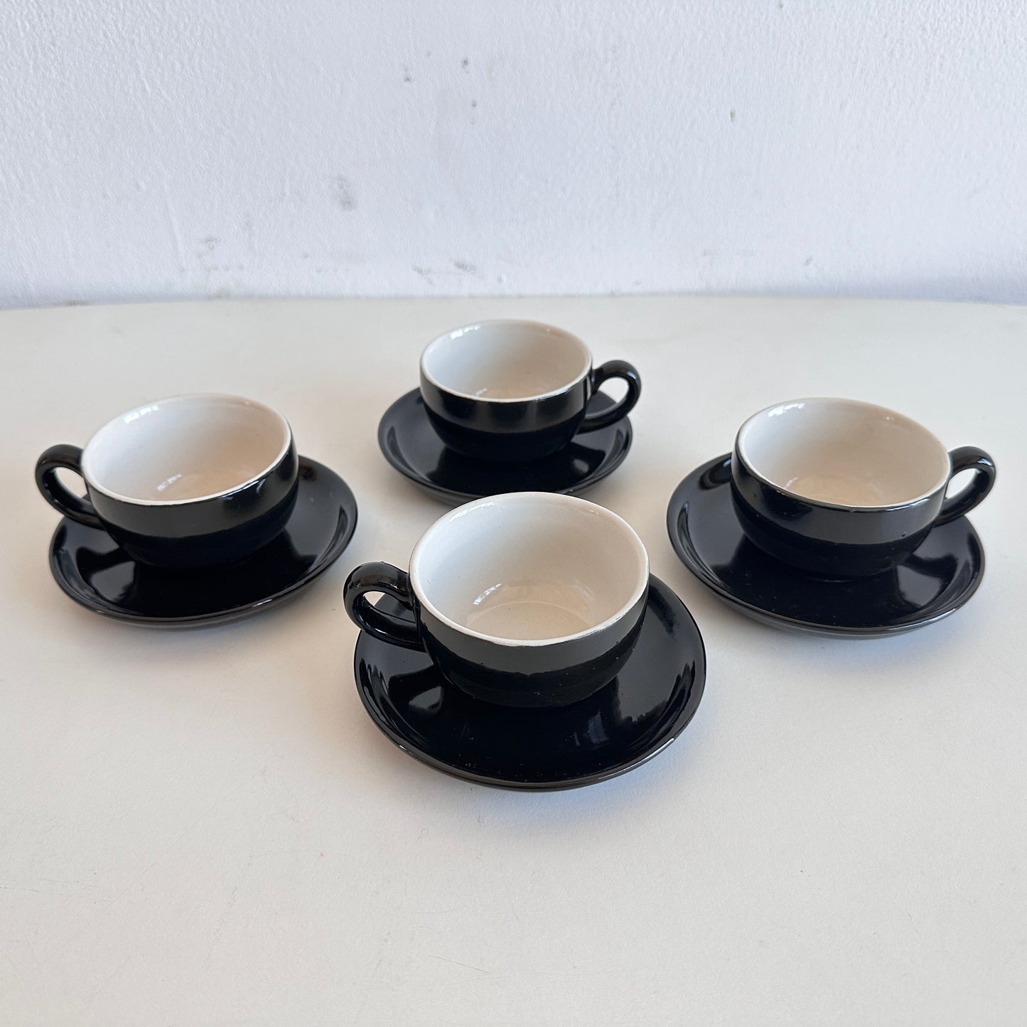 TT143 SET OF 4 BLACK AND CREAM ESPRESSO CUPS