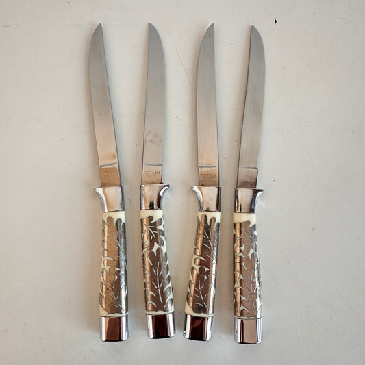 TT158 SET OF 4 ORNATE STAINLESS STEEL STEAK KNIVES