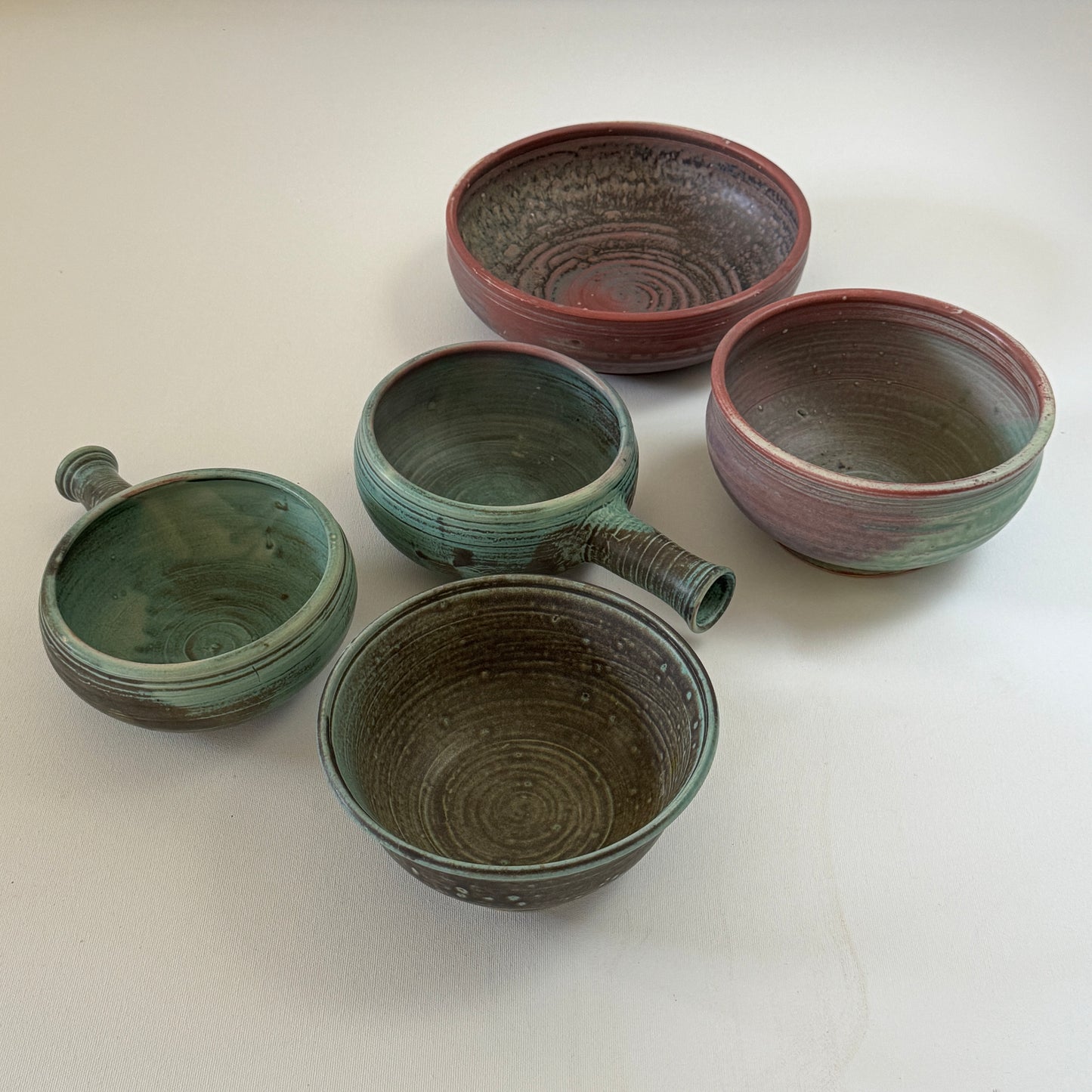 TT162 SET OF 5 CERAMIC BOWLS